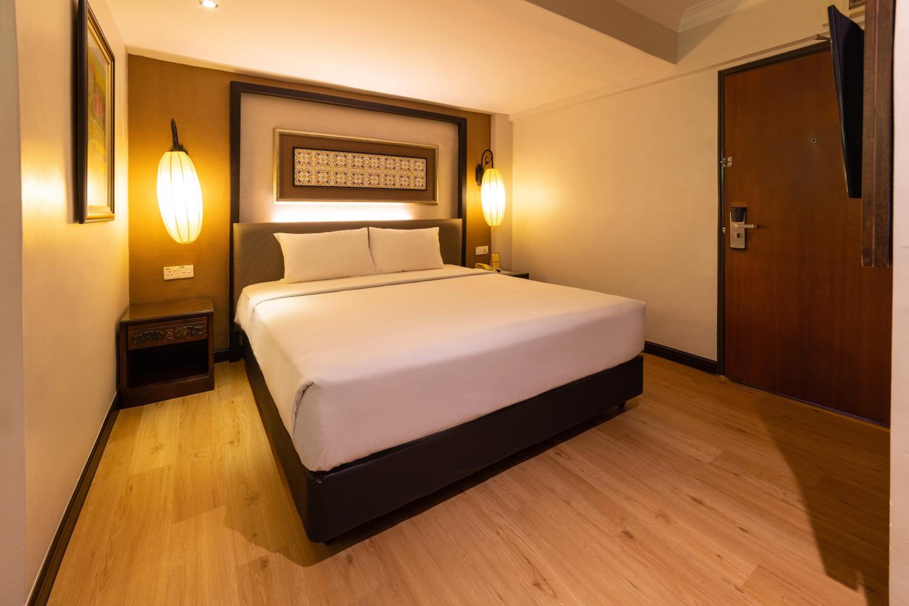 Double Room with Spa Bath photo 1