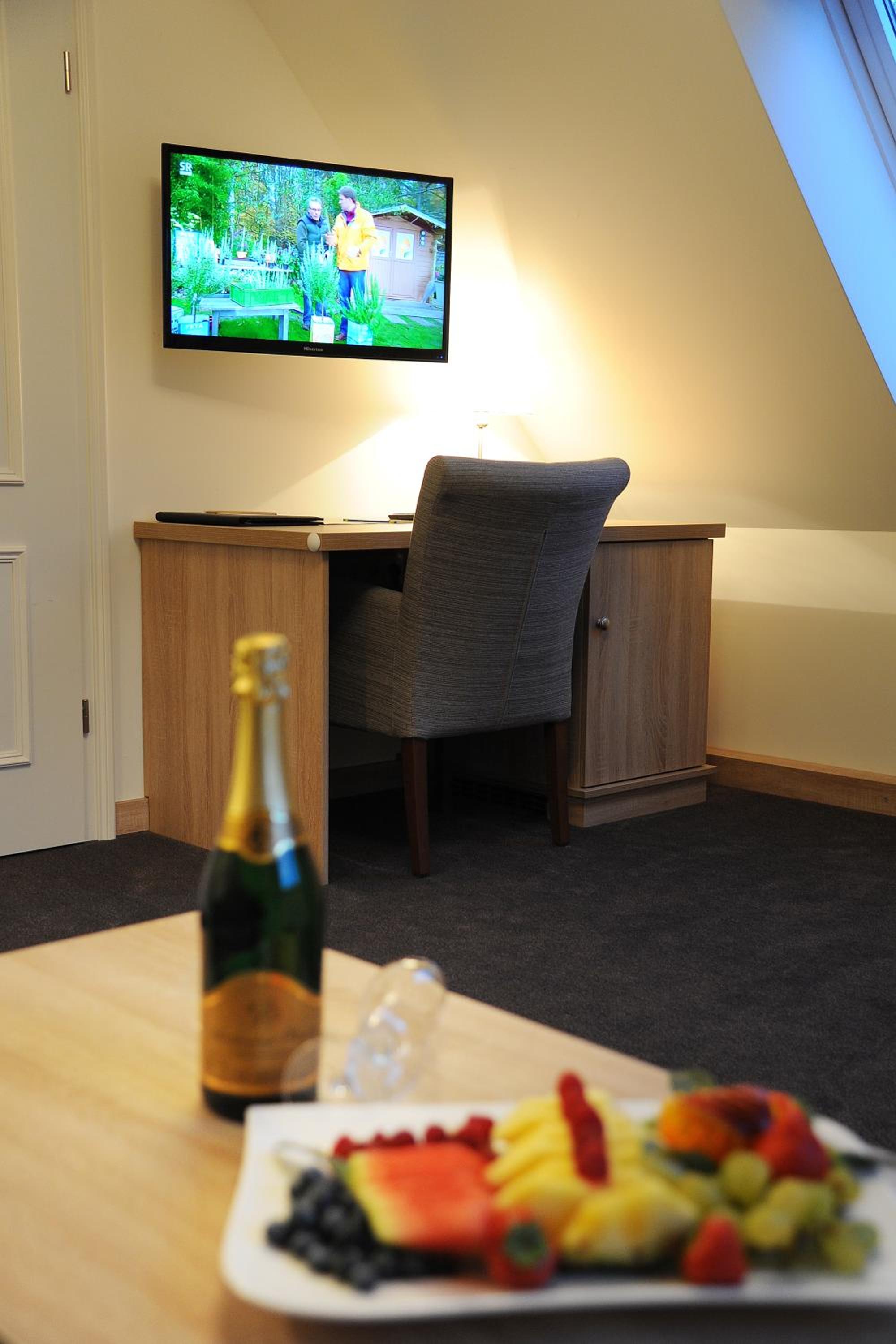 Fuchs Suite - Photo 6