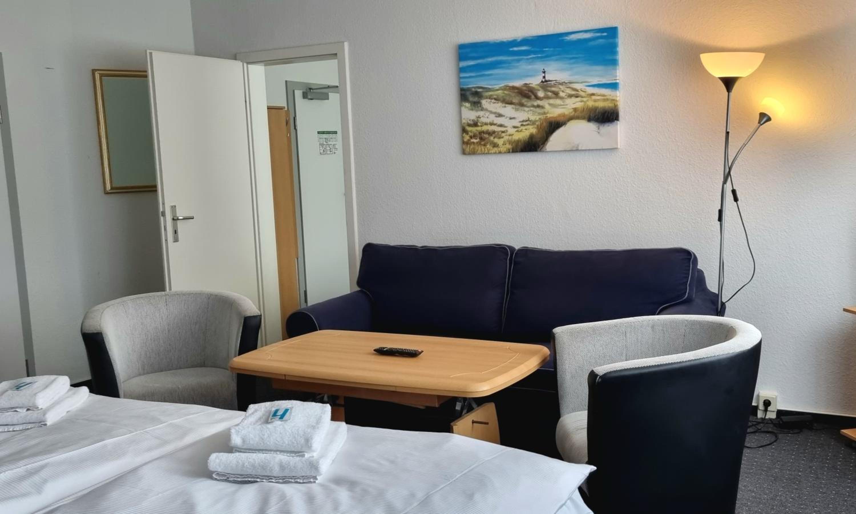 Apartment - Photo 2