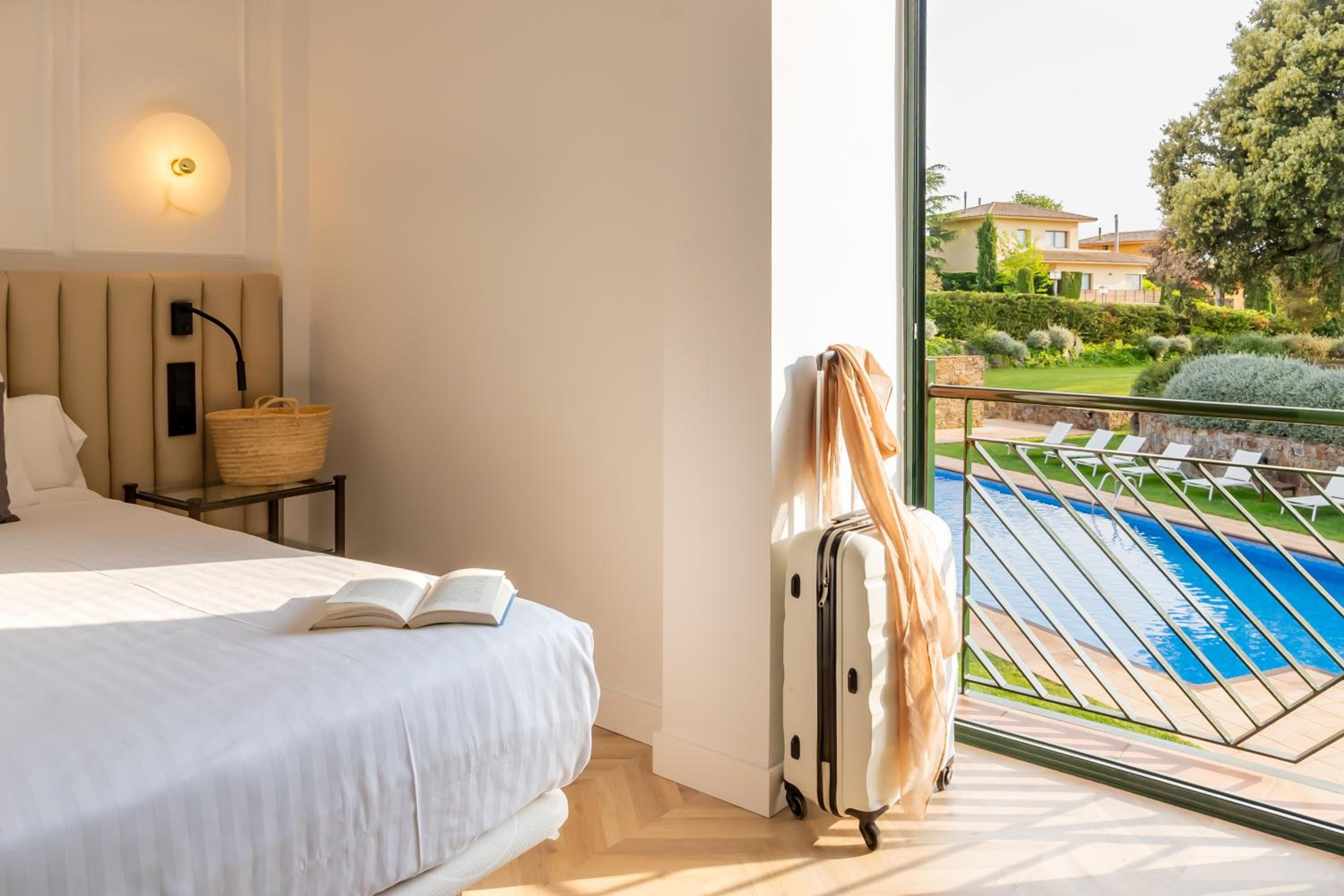 Double or Twin Room - Photo 1