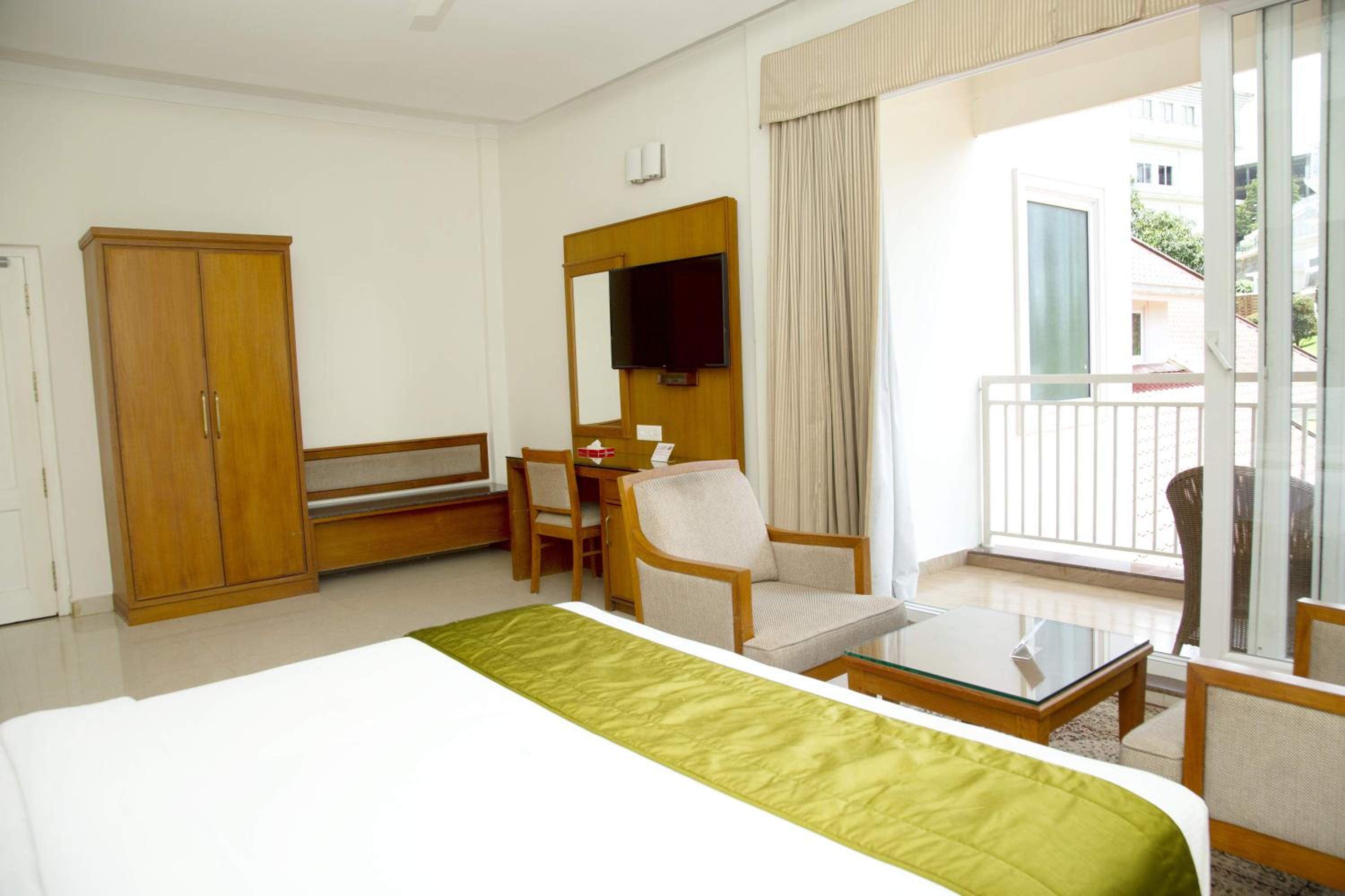 Deluxe Double Room Deluxe Double Room