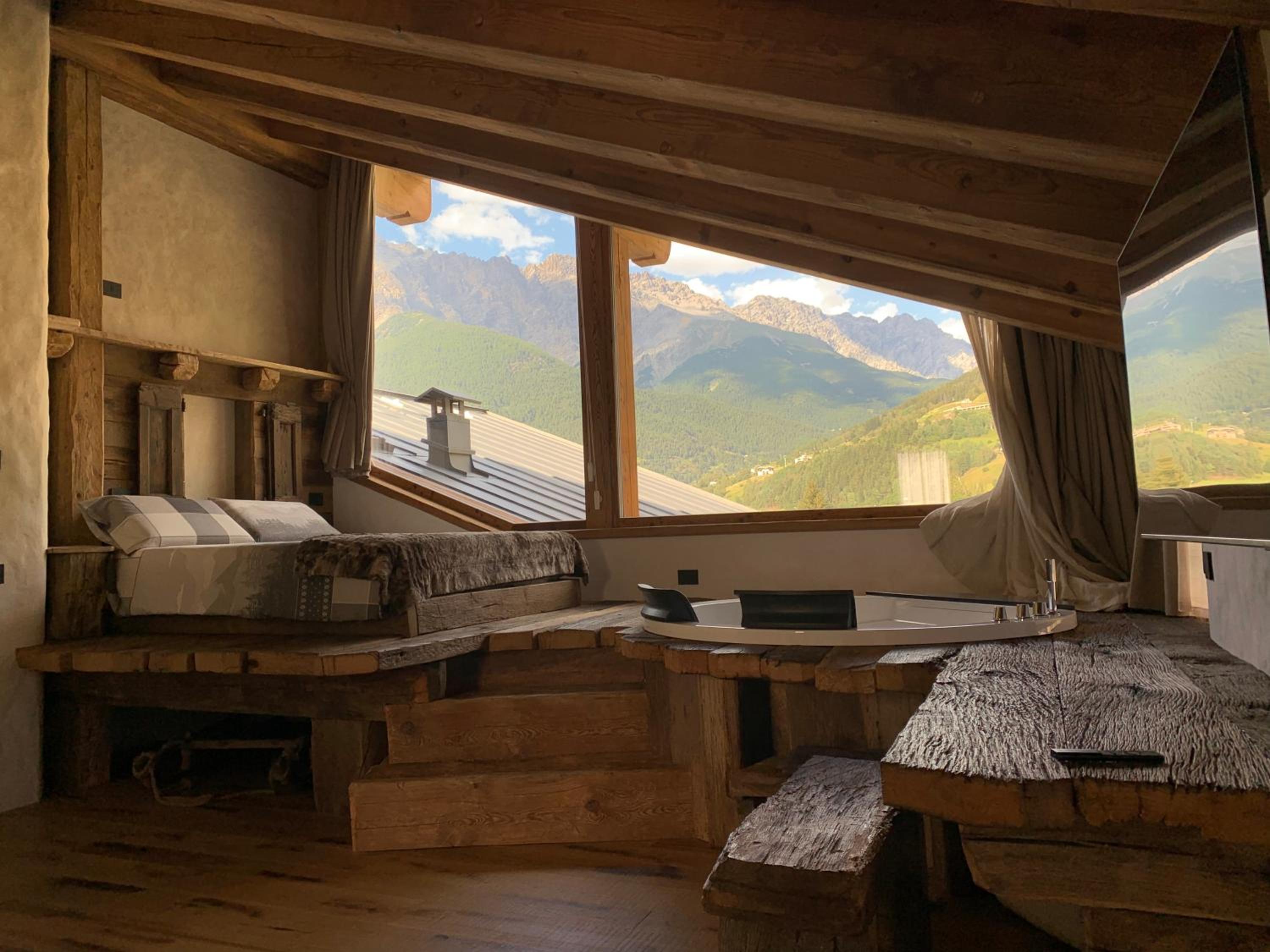 Deluxe Double Room with Bath