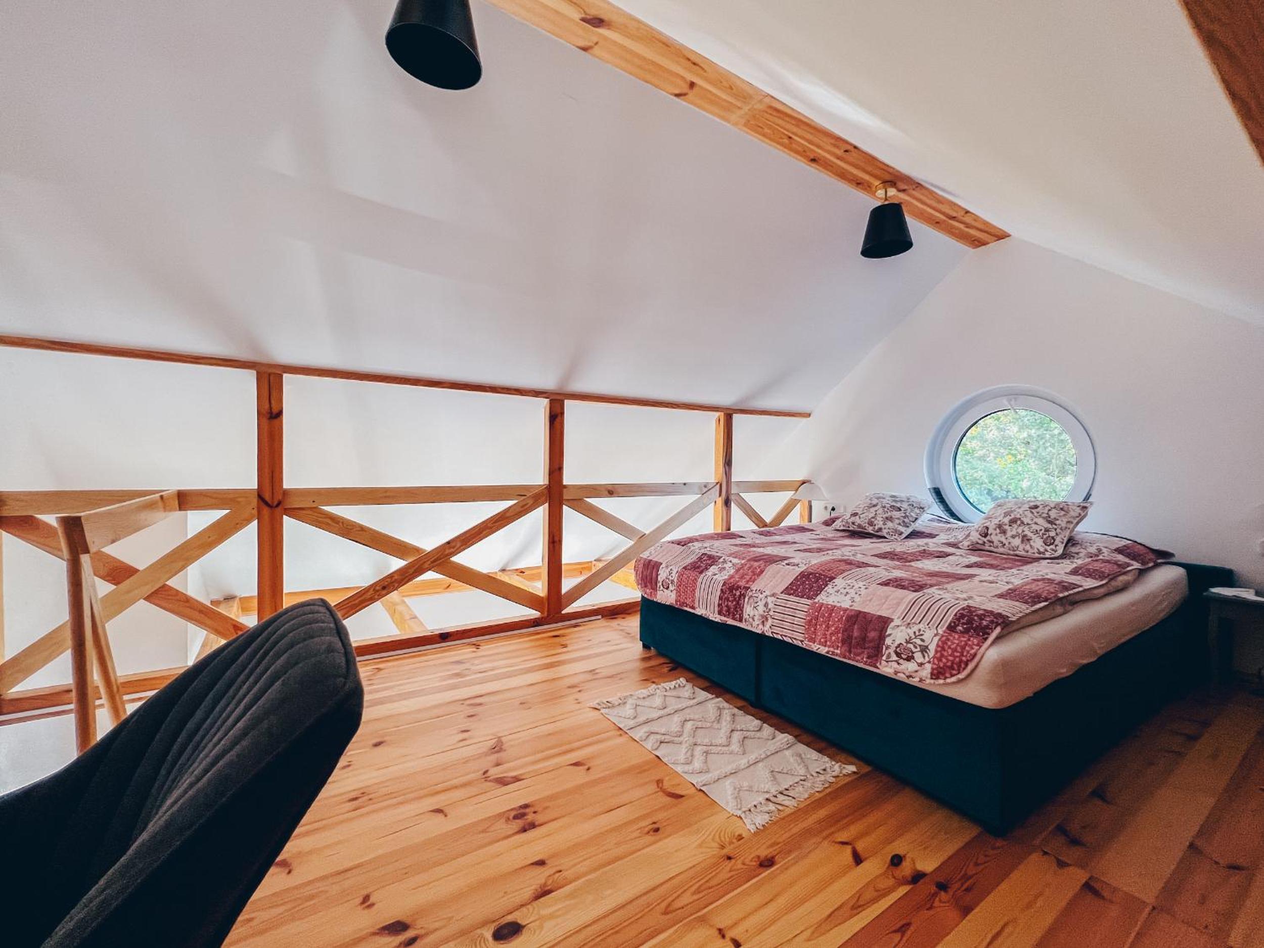 Deluxe King Room photo 3
