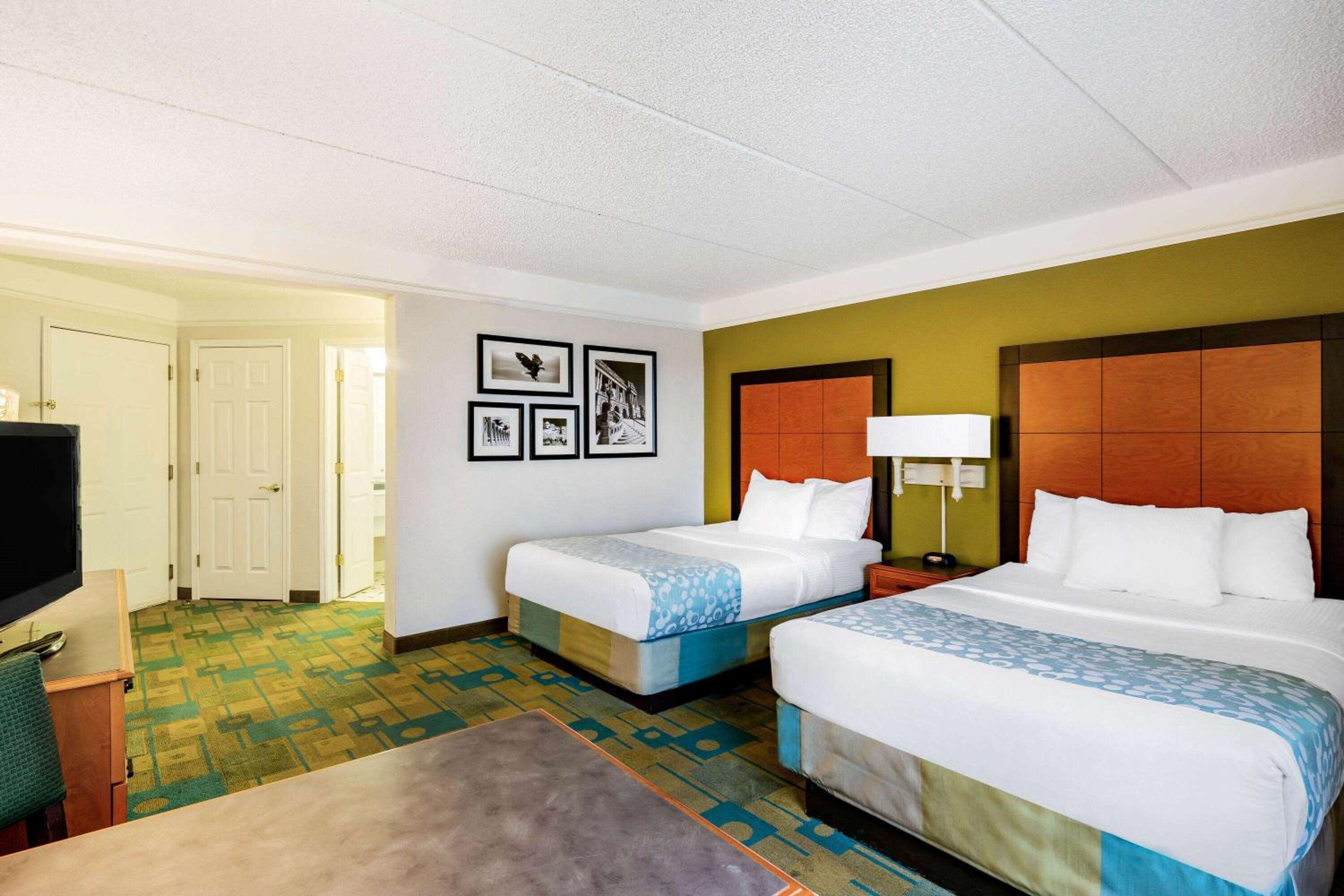 Double Room with Two Double Beds - Photo 4