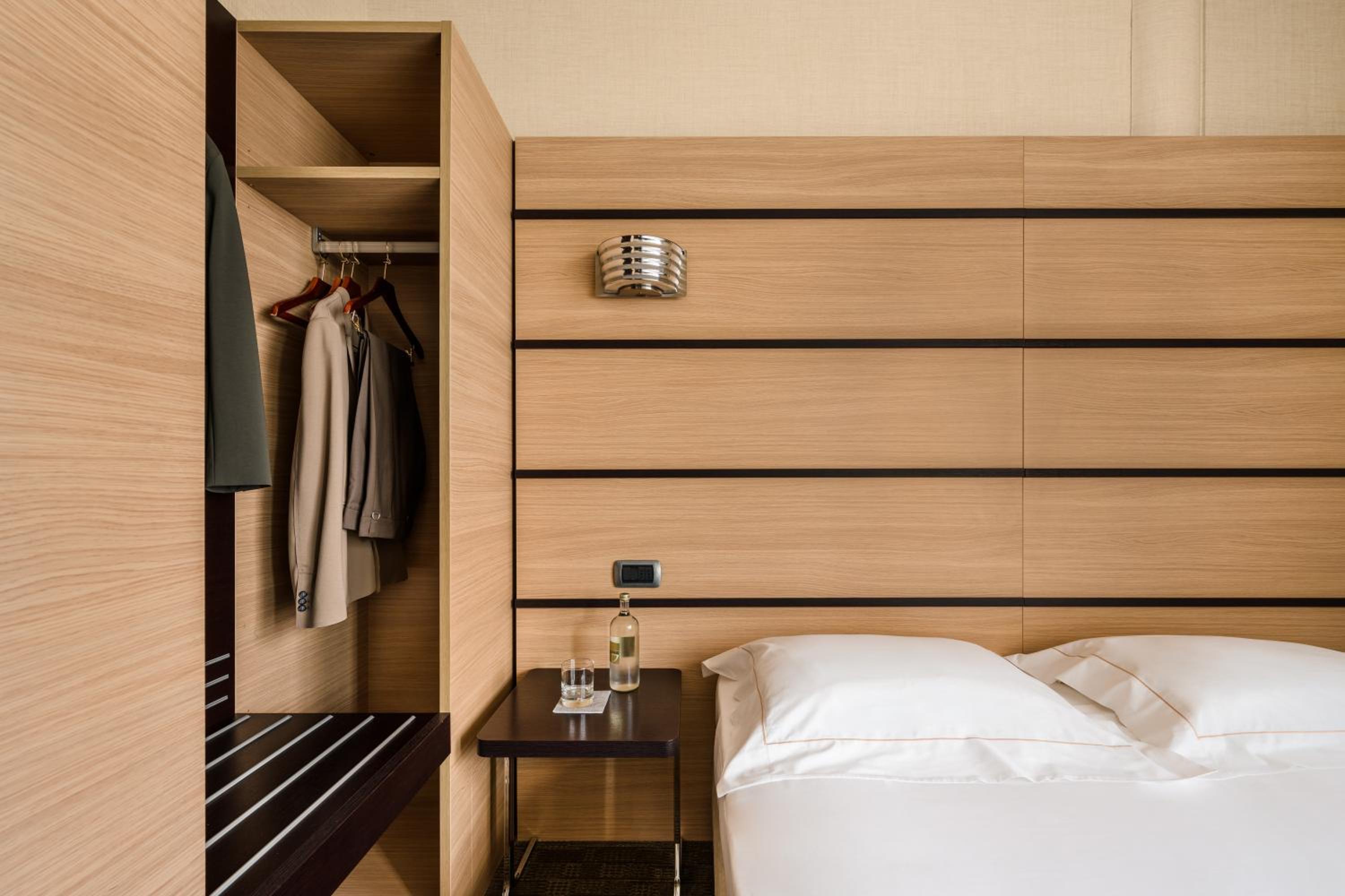 Single Room photo 1