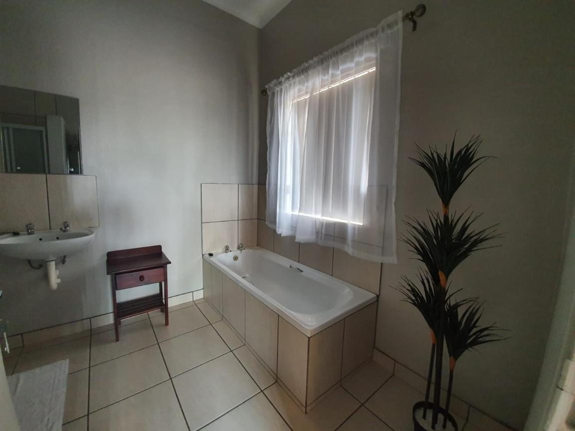 Family Room with Bath photo 3