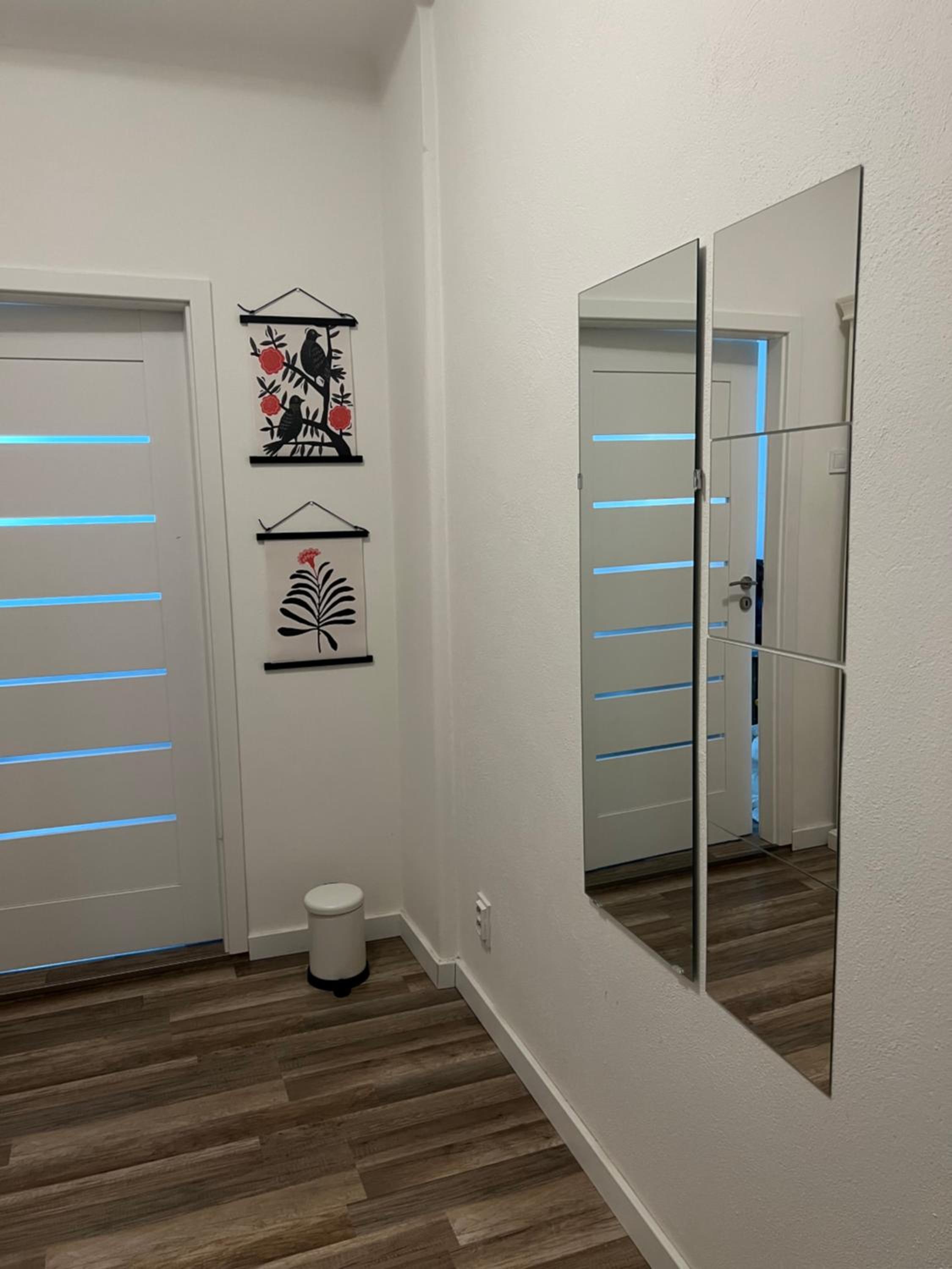 One-Bedroom Apartment - Photo 3