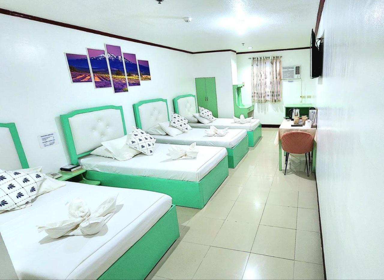 Quadruple Room - Photo 2