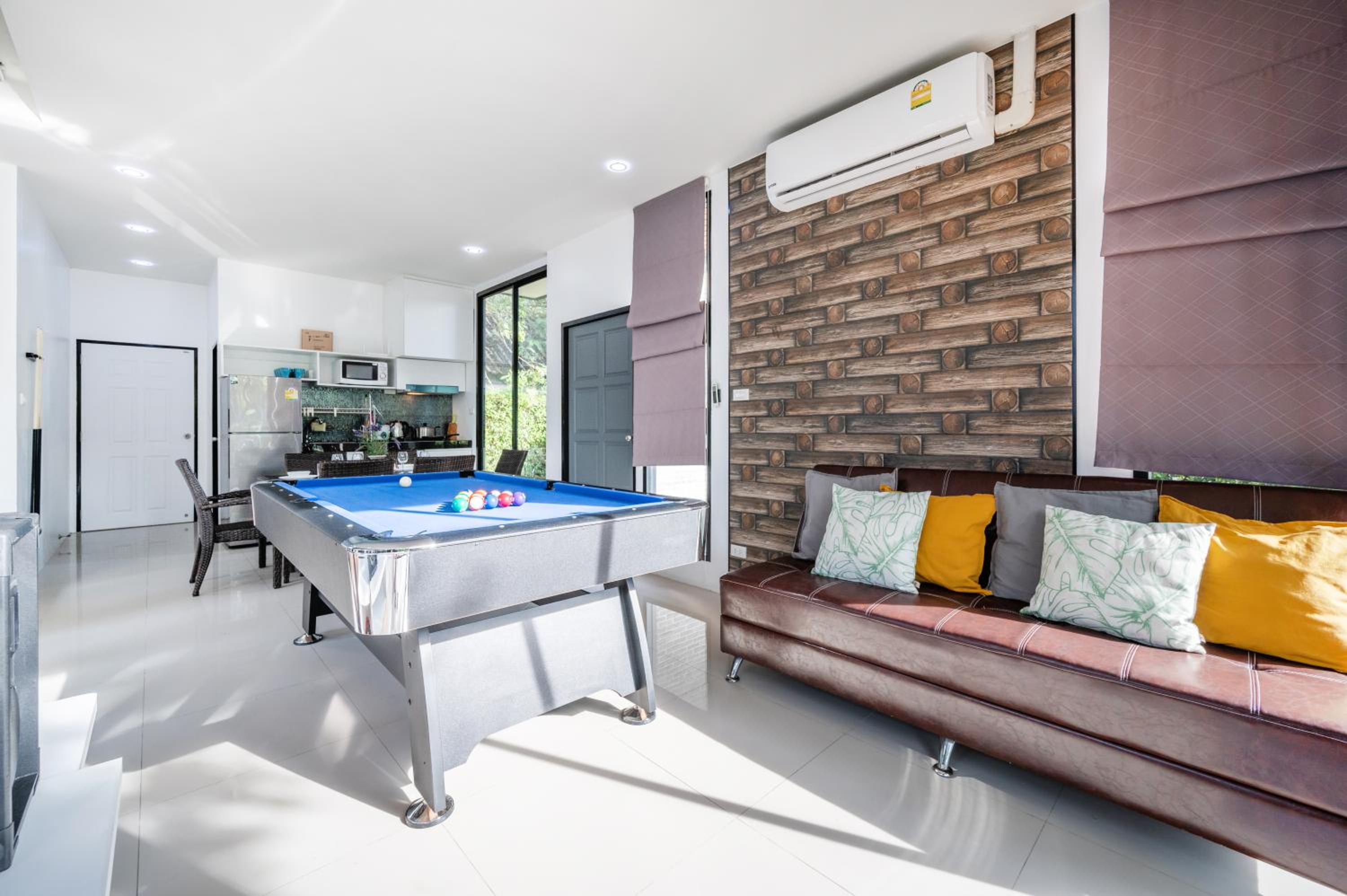 Three-Bedroom Villa - Photo 23