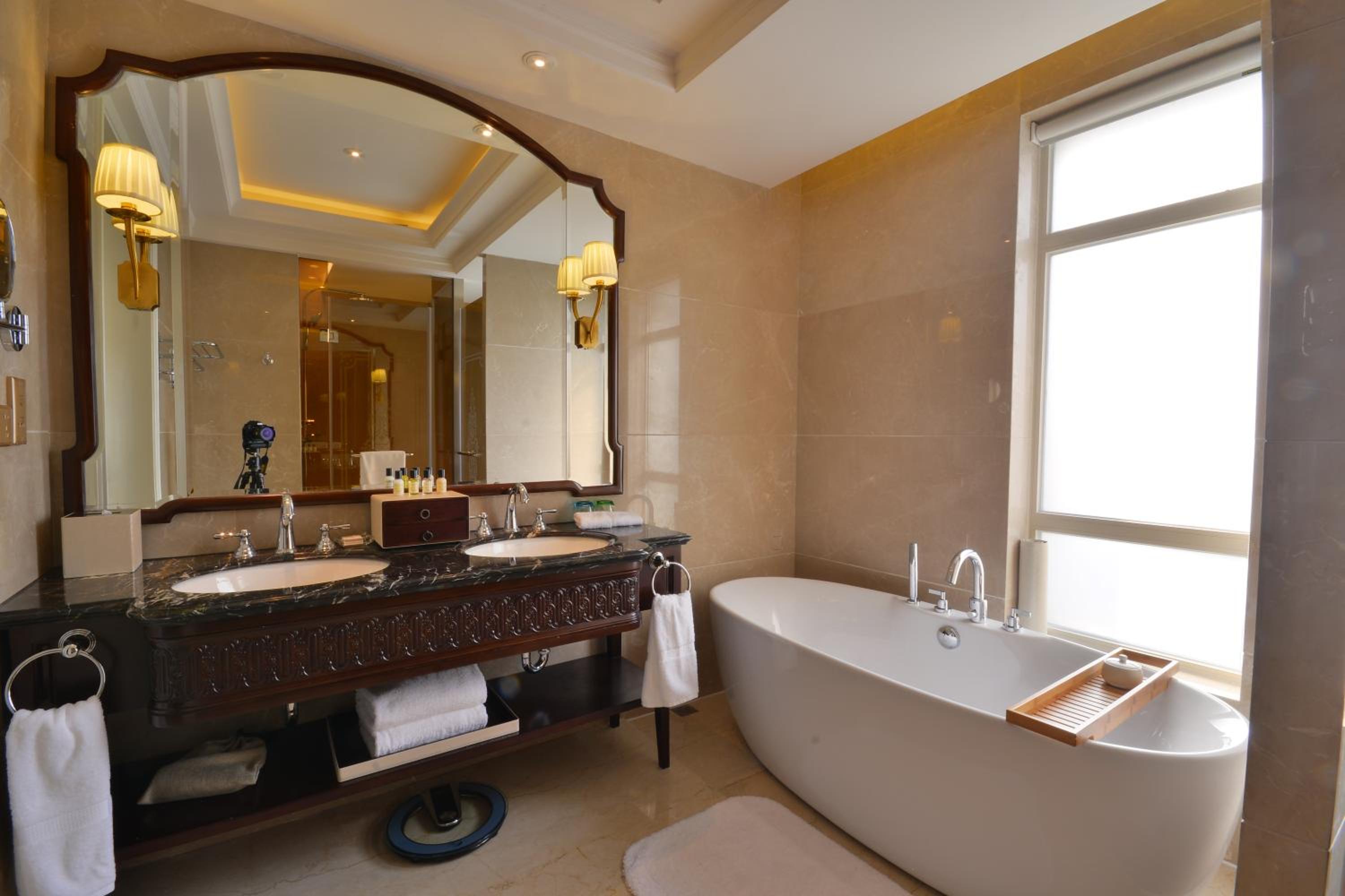 Exquisite Twin Room photo 2