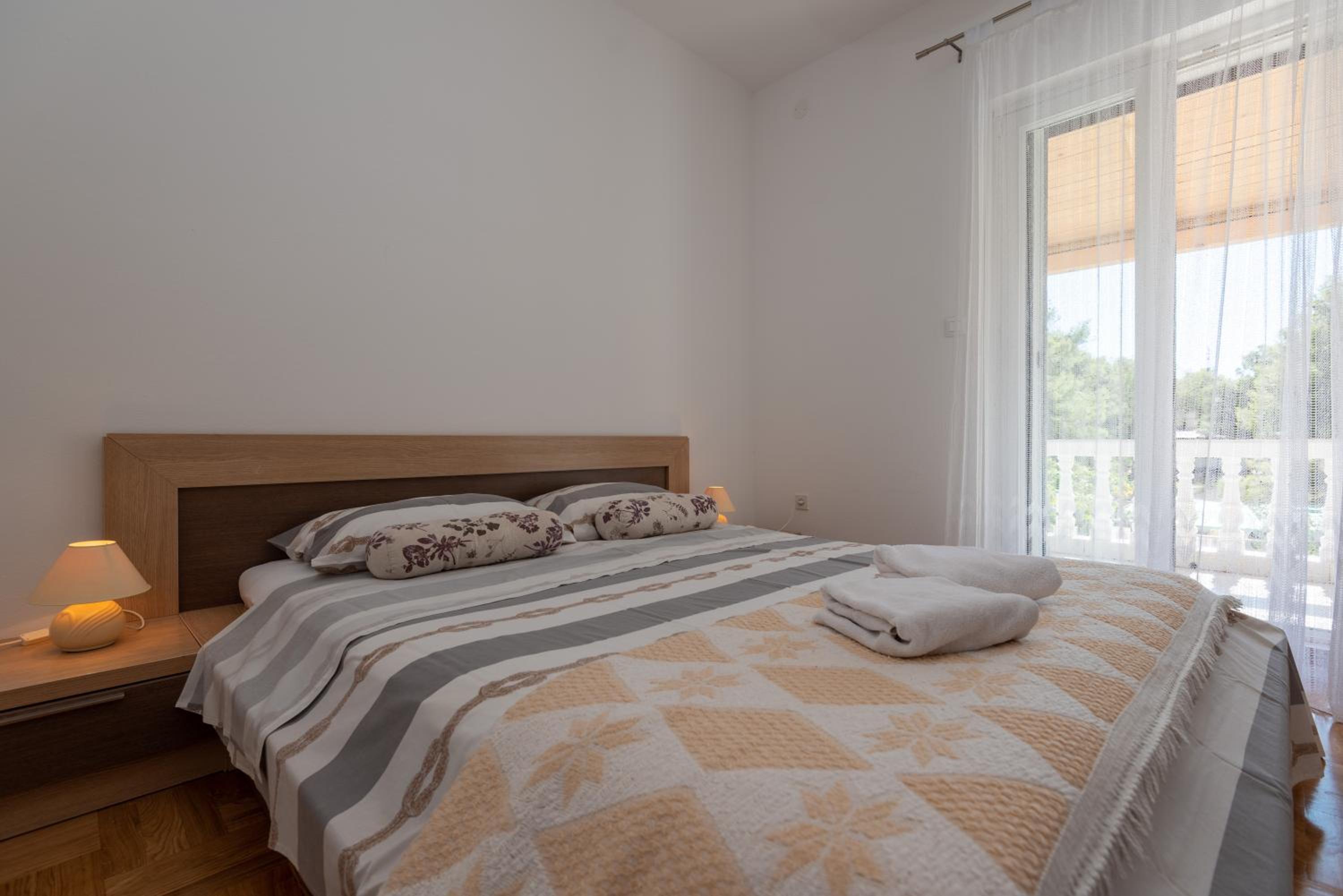 Two-Bedroom Apartment - Photo 23
