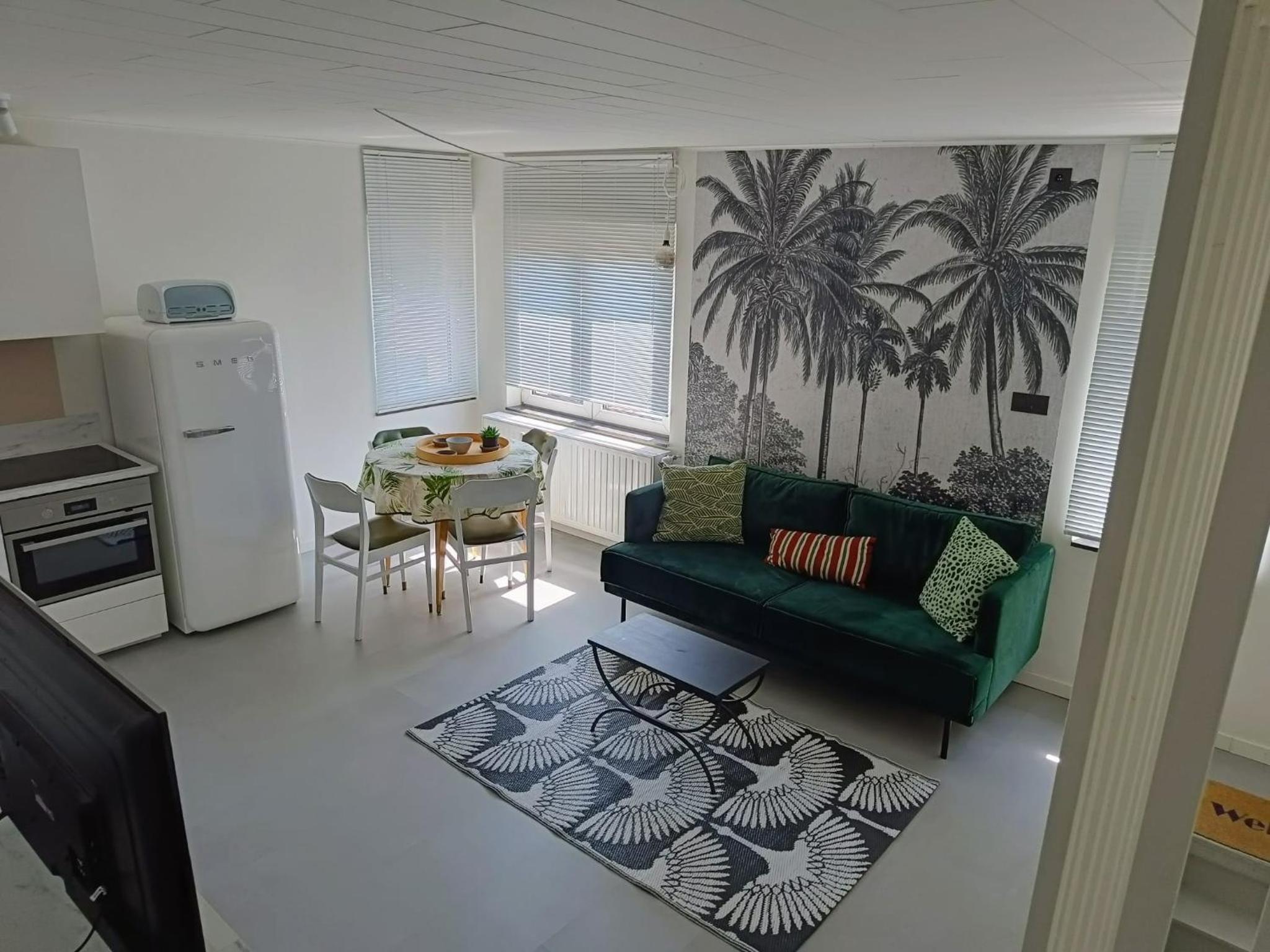 Apartment photo 1