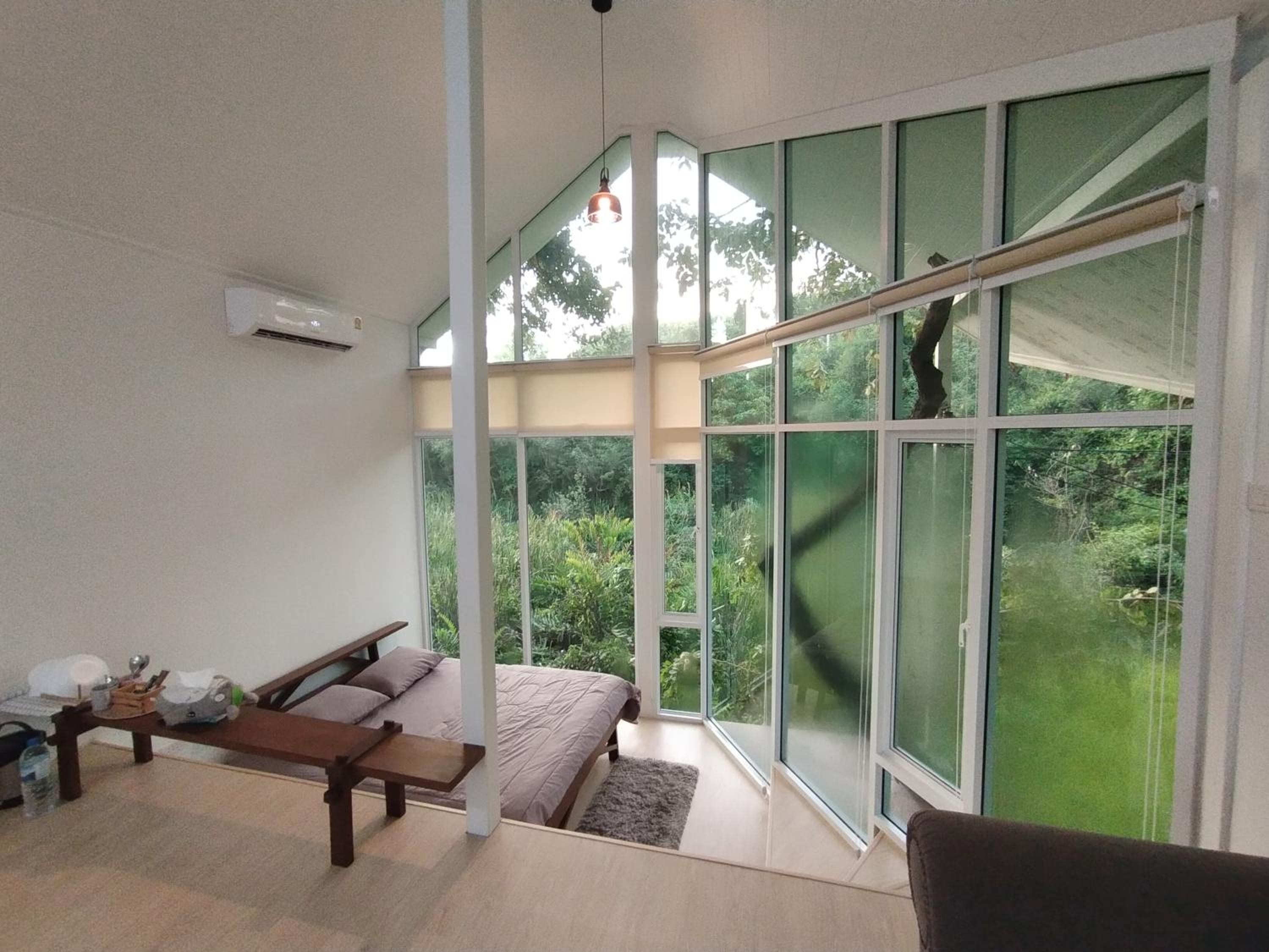 One-Bedroom House - Photo 17