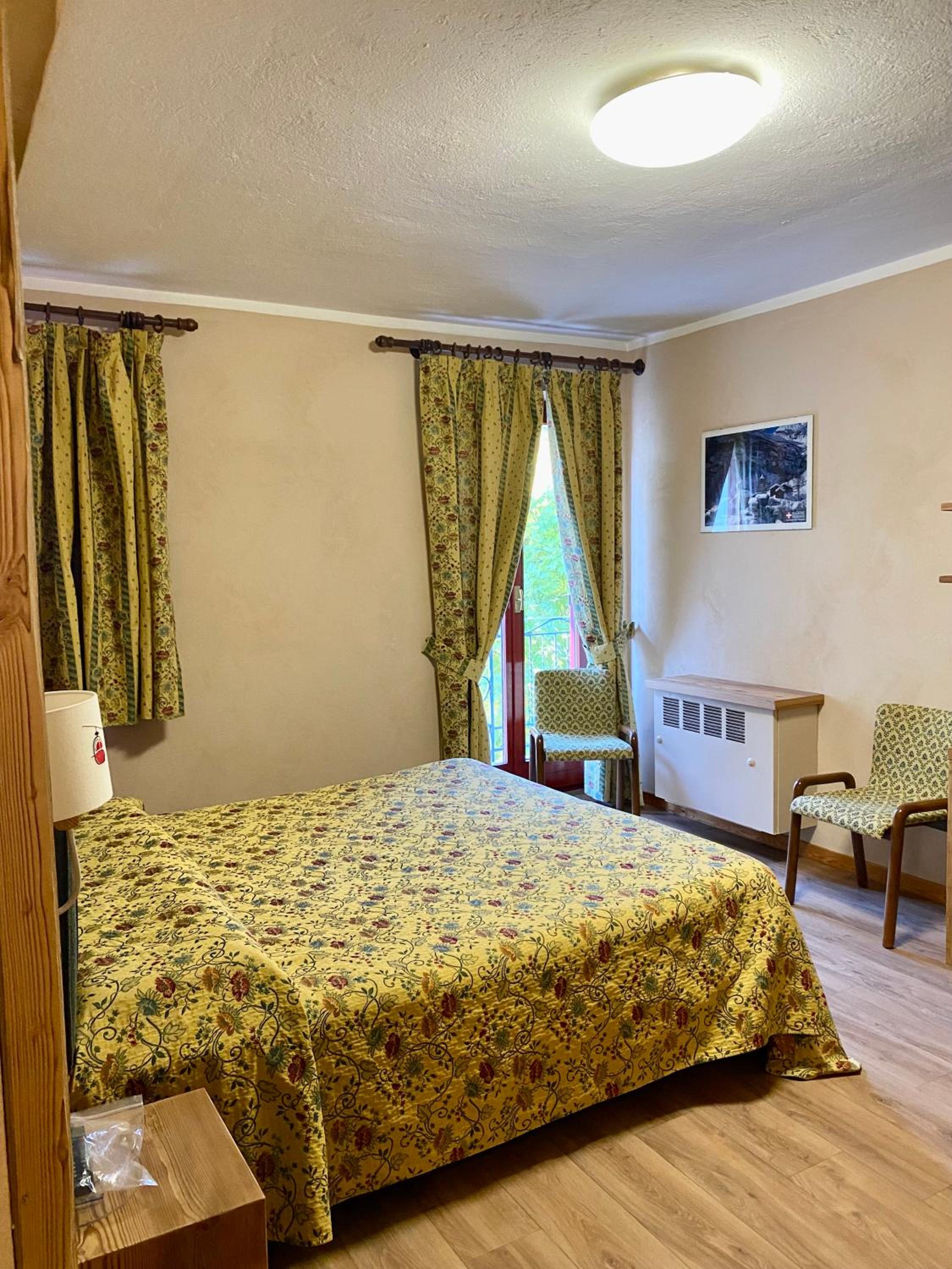 Standard Quadruple Room photo 2