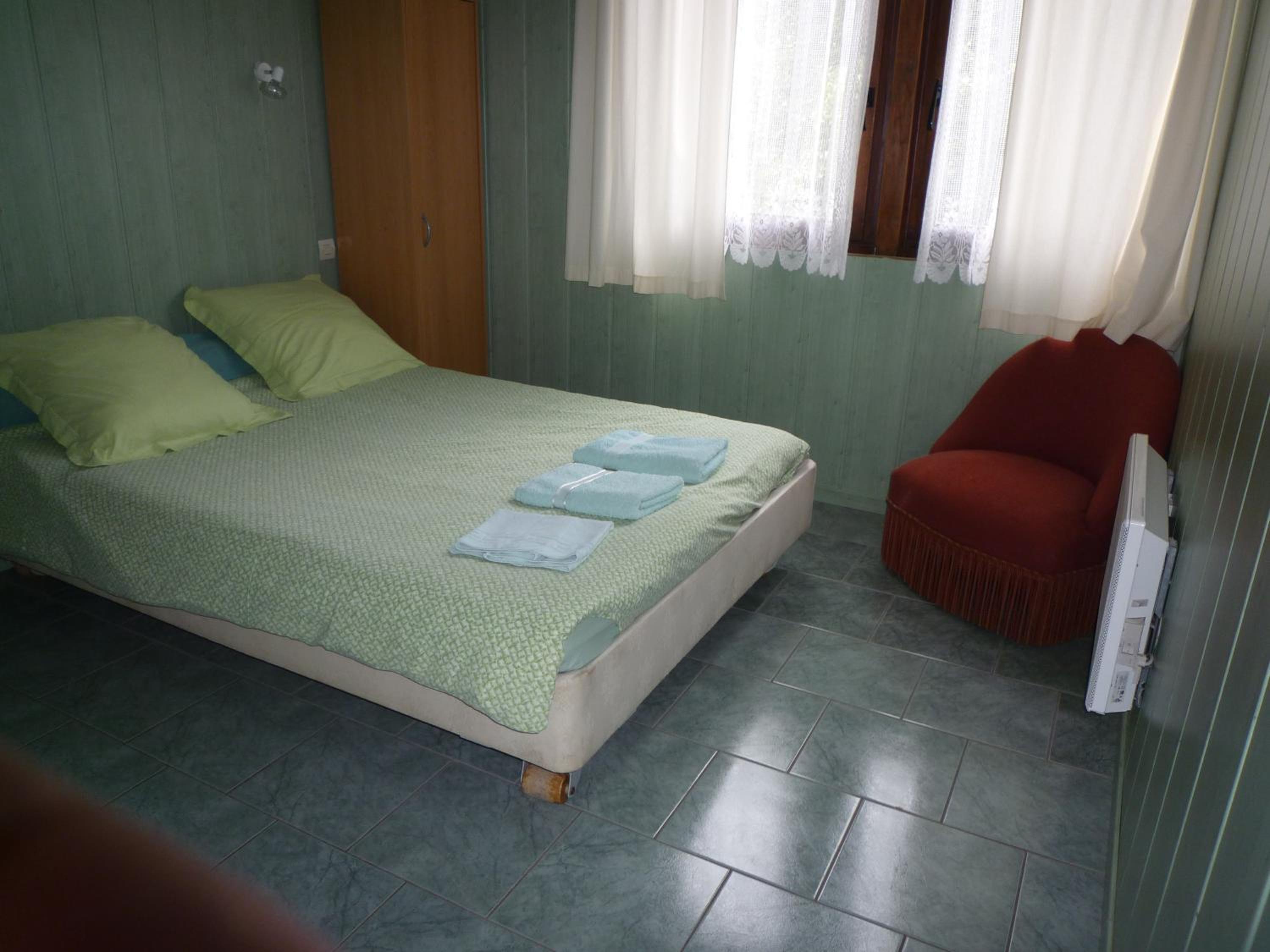 Double Room with Shared Toilet photo 2