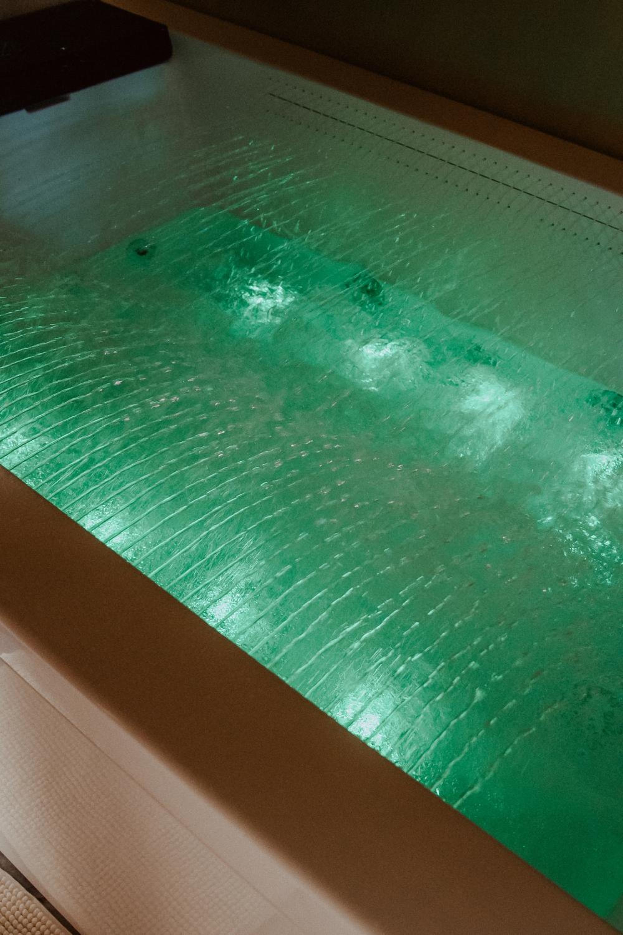 King Room with Spa Bath photo 3