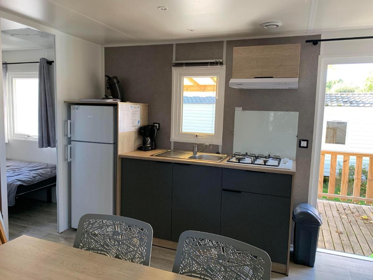 Mobile Home (8 Adults) photo 2