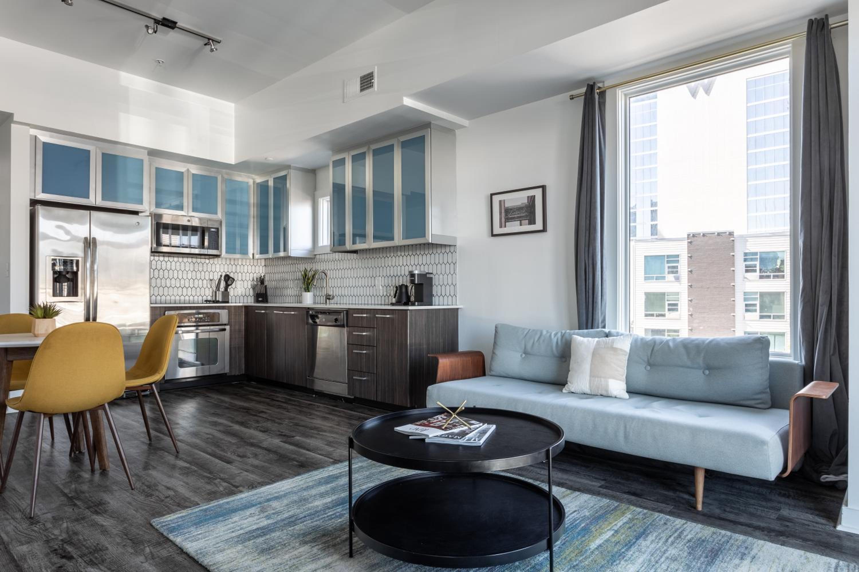 One-Bedroom Apartment, Multiple Beds