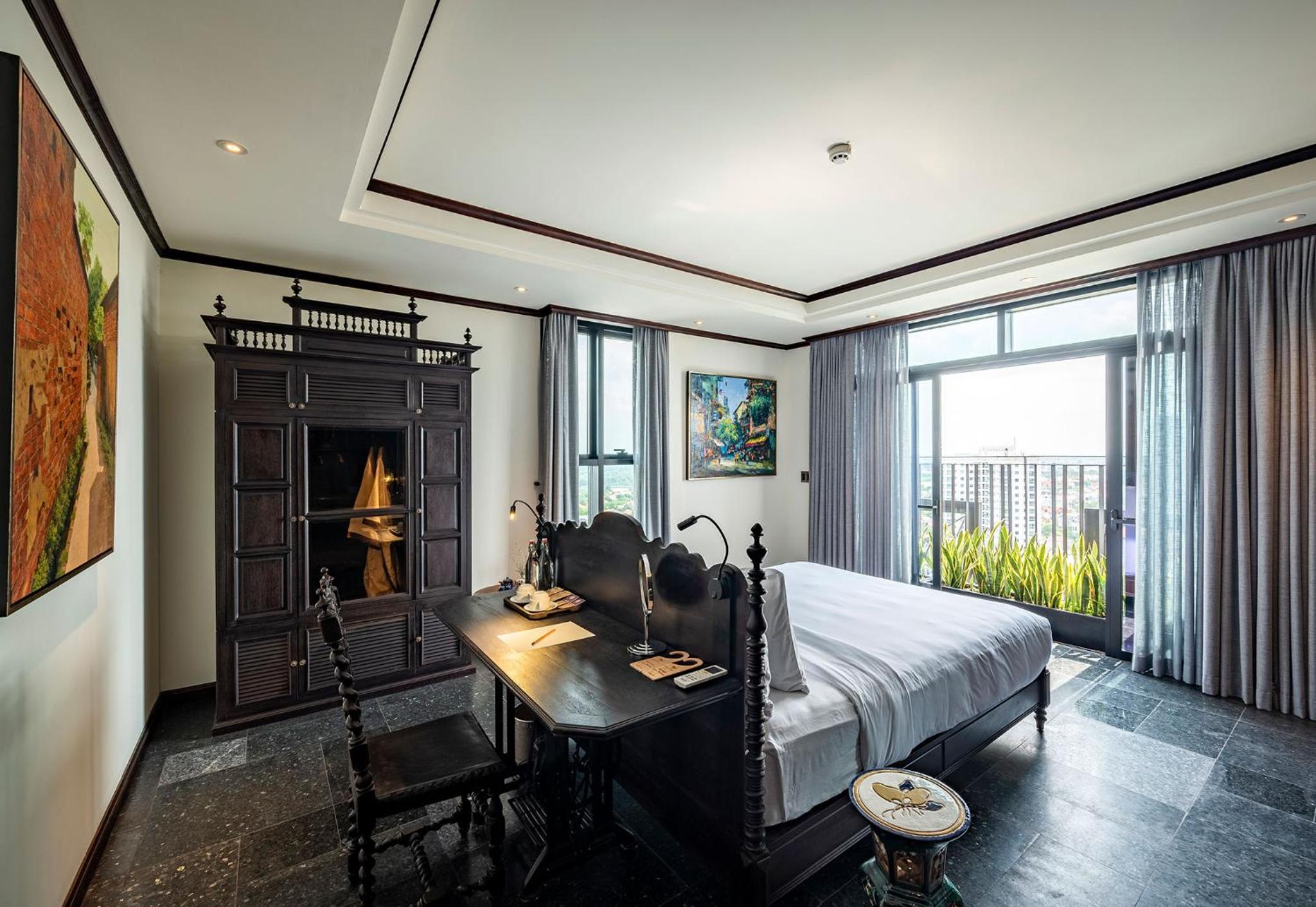 Amanaki Retreat
