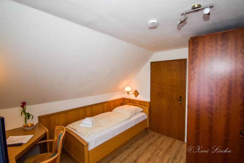 Single Room photo 3