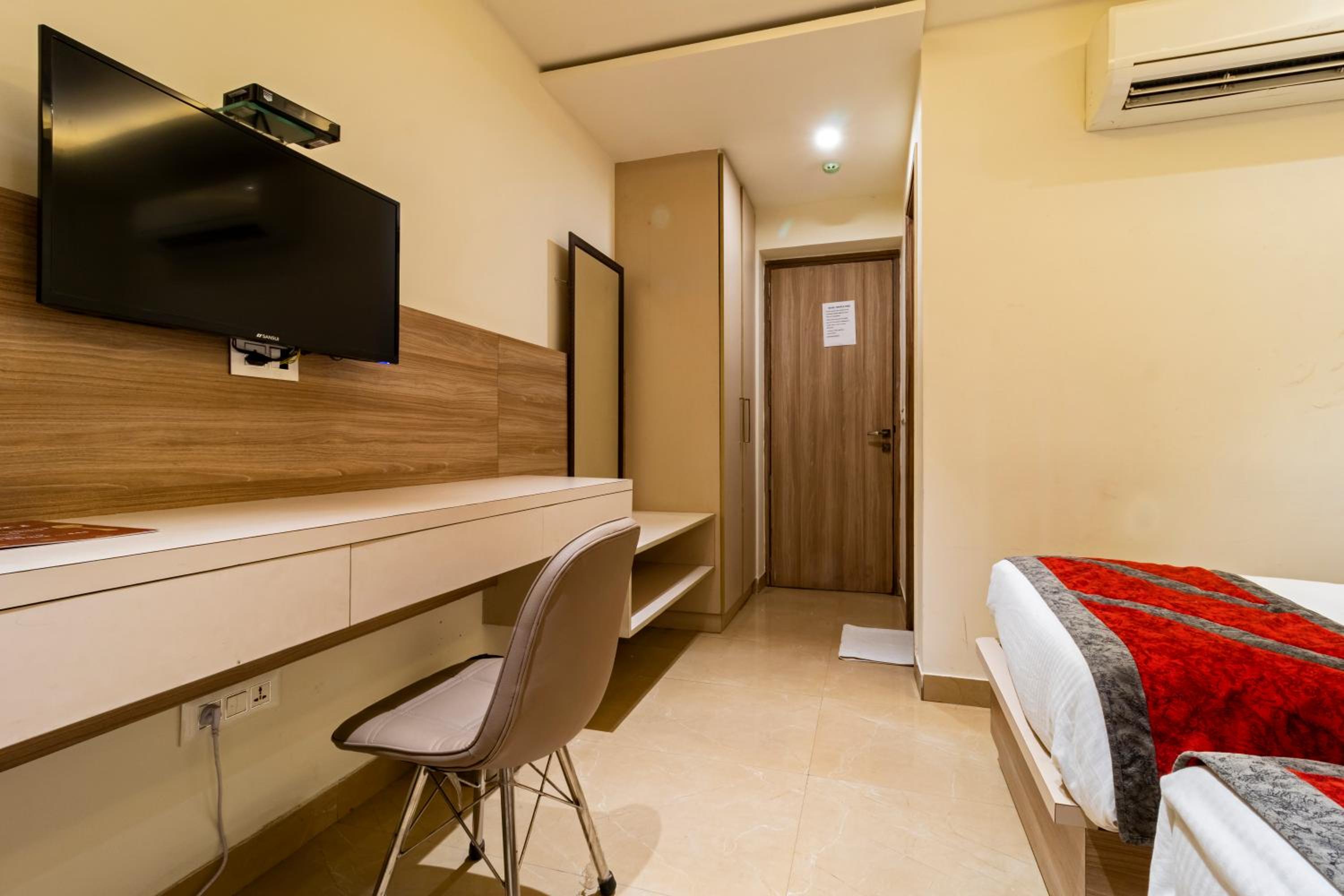 Deluxe Double Room - Photo 3