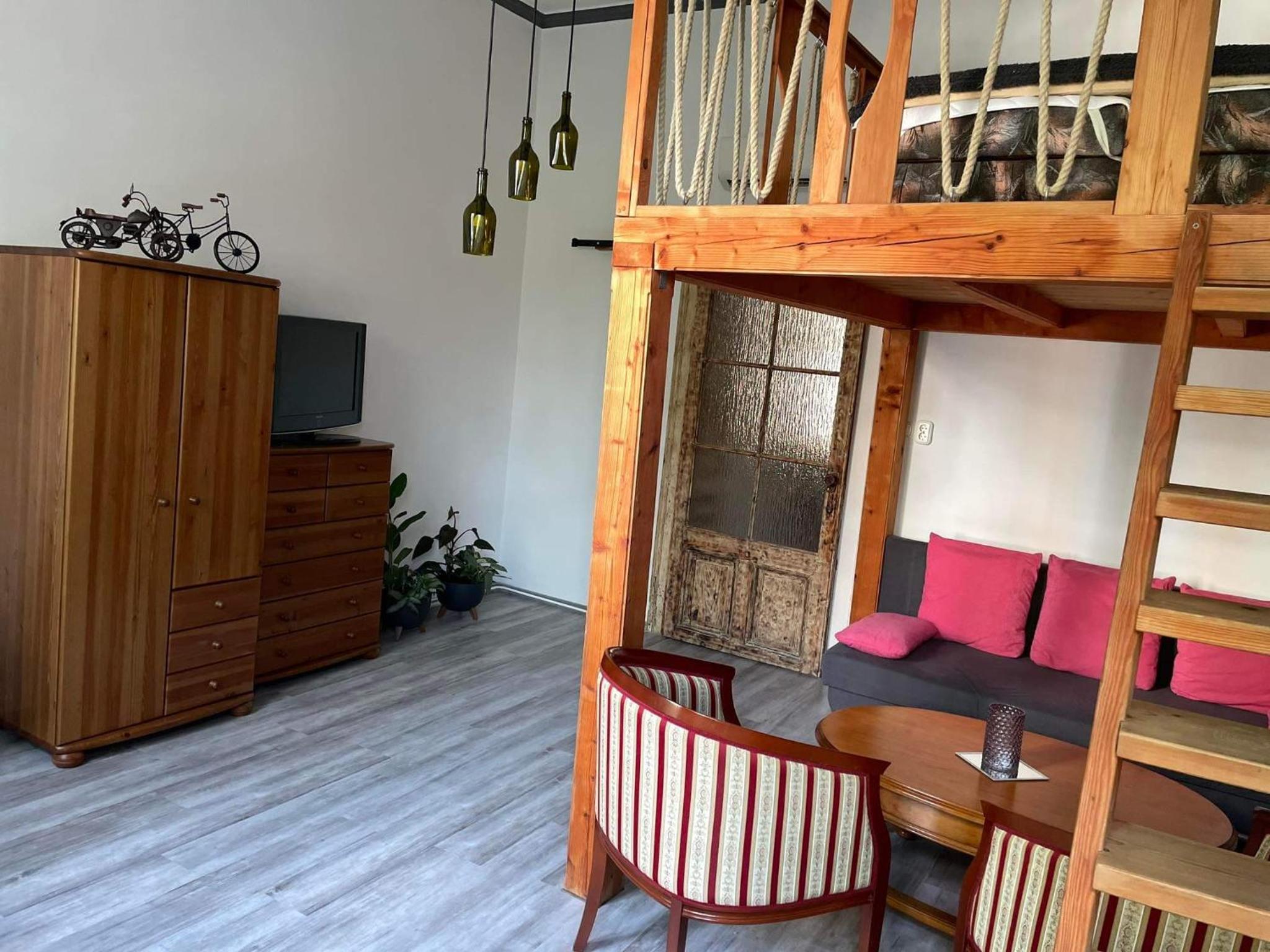 Apartment - Photo 27