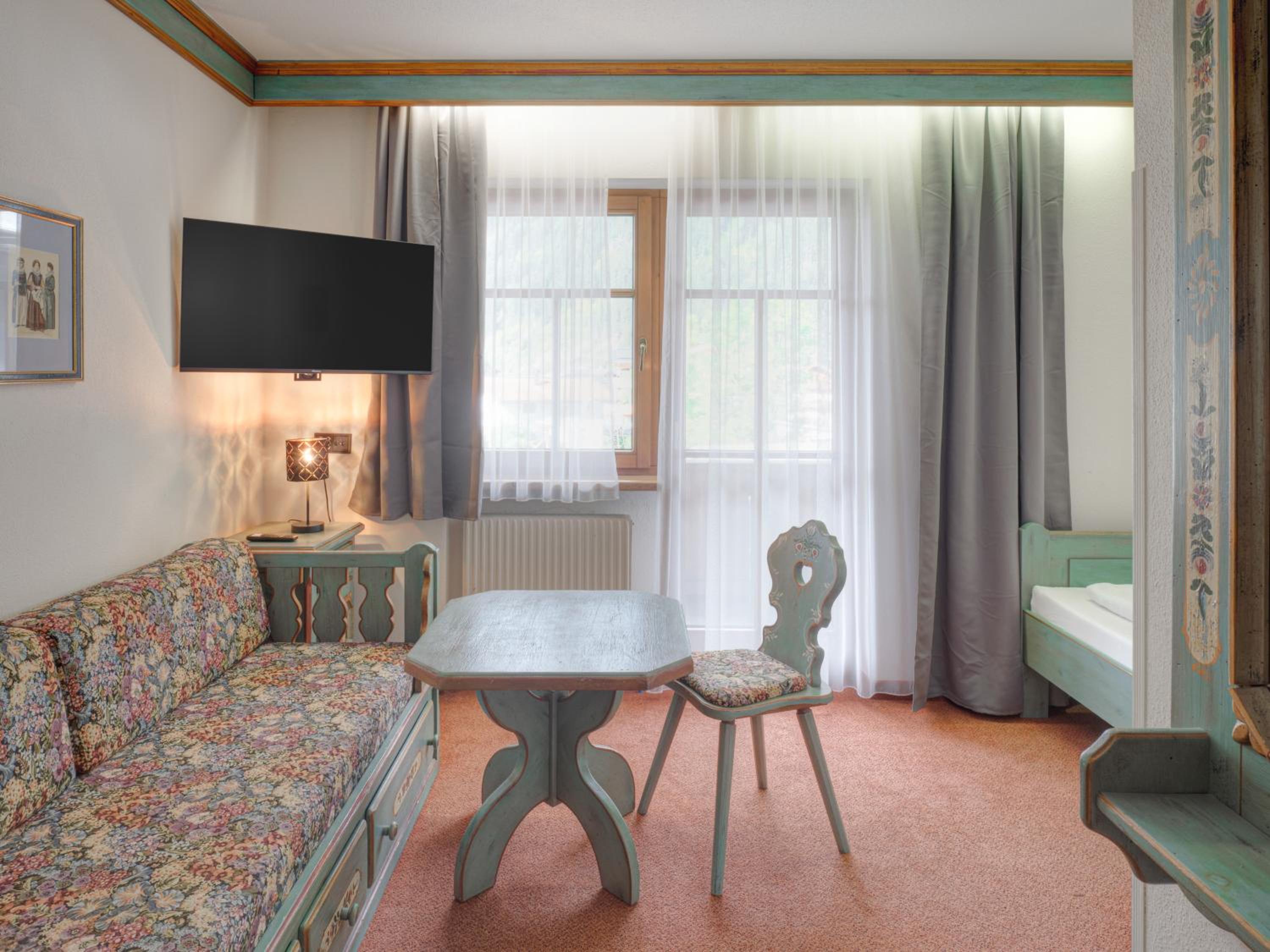 Single Room with Mountain View photo 1