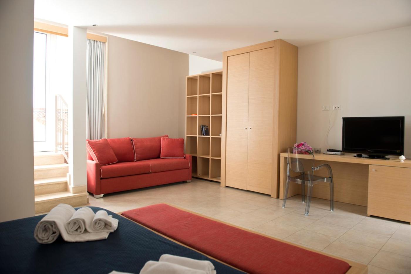 Superior Double or Twin Room photo 3