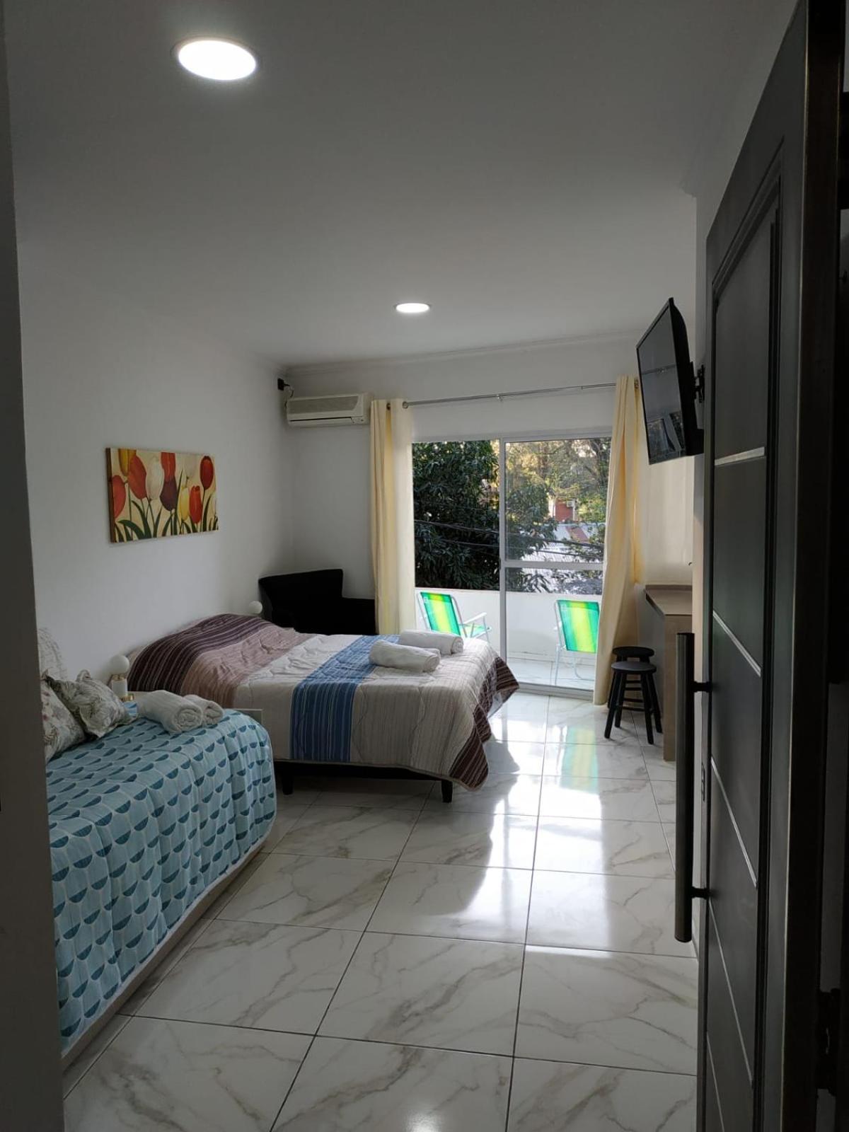 One-Bedroom Apartment photo 2