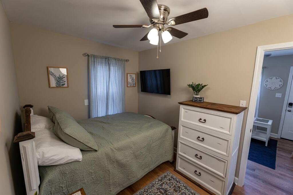 Two-Bedroom House photo 1