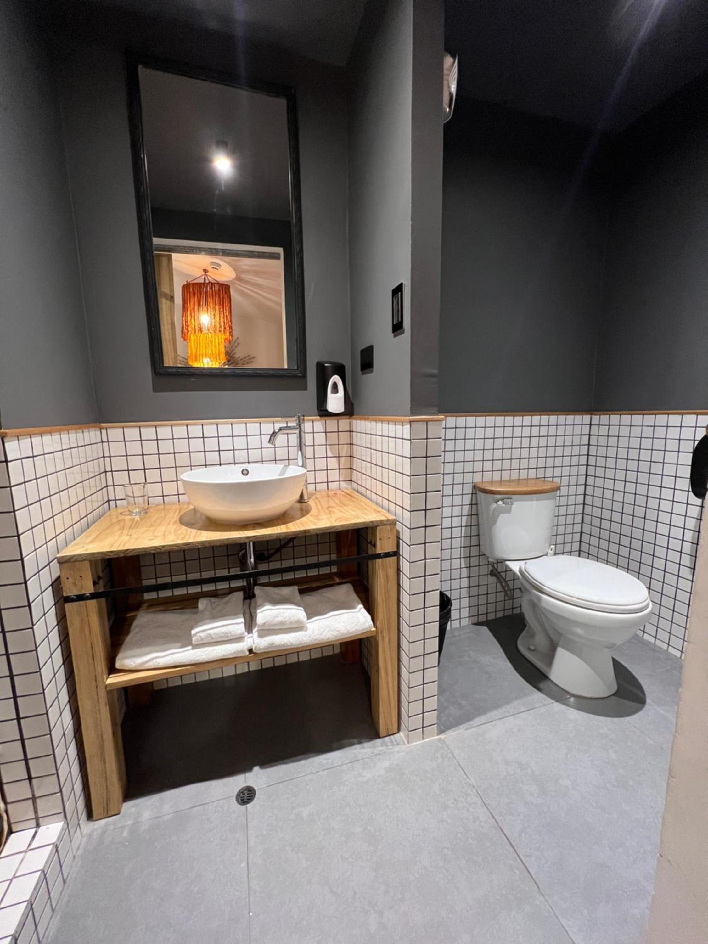 Double Room with Private Bathroom photo 2