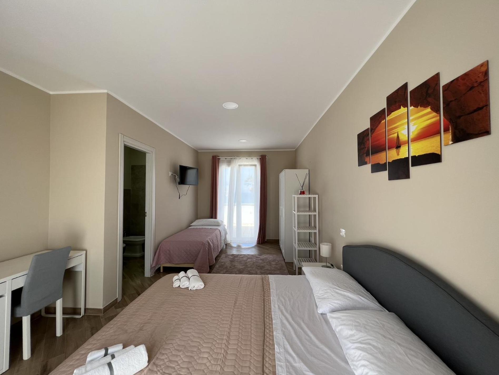 Triple Room photo 3