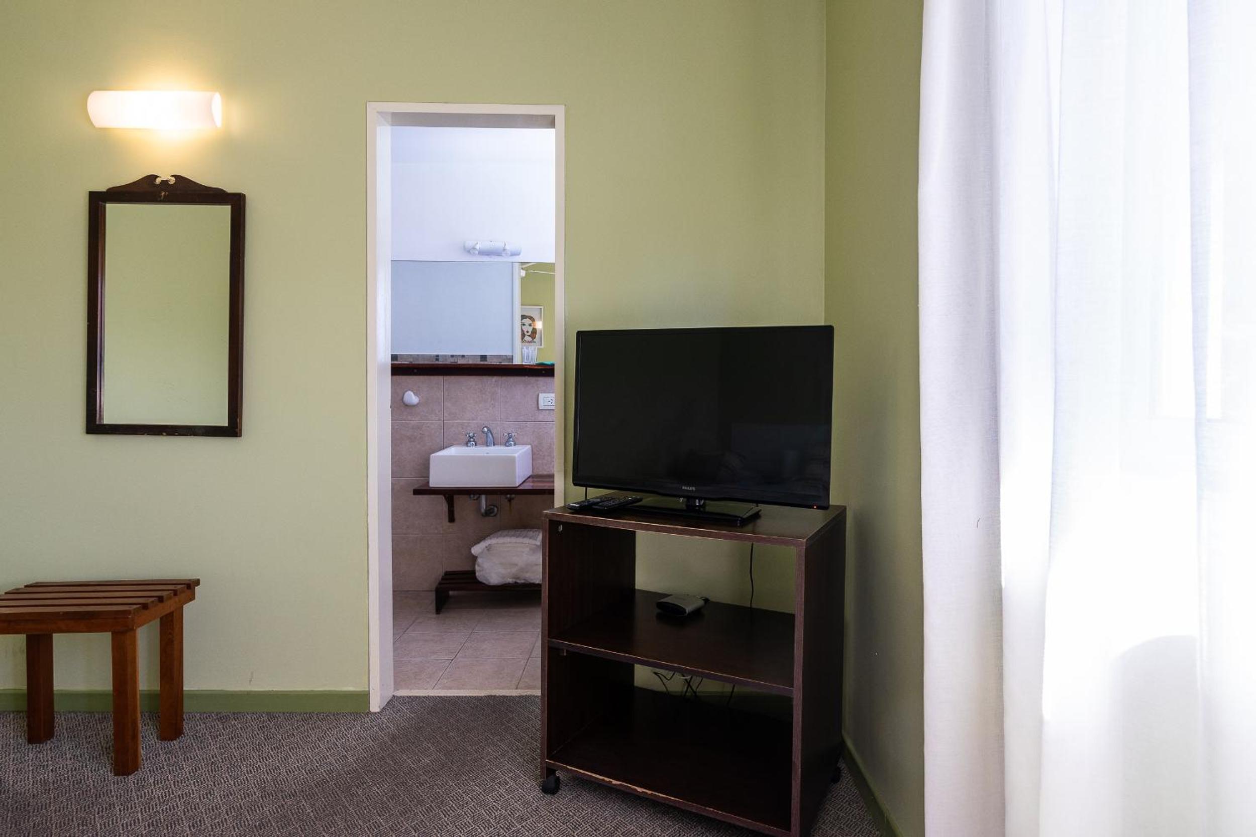 Triple Room photo 2