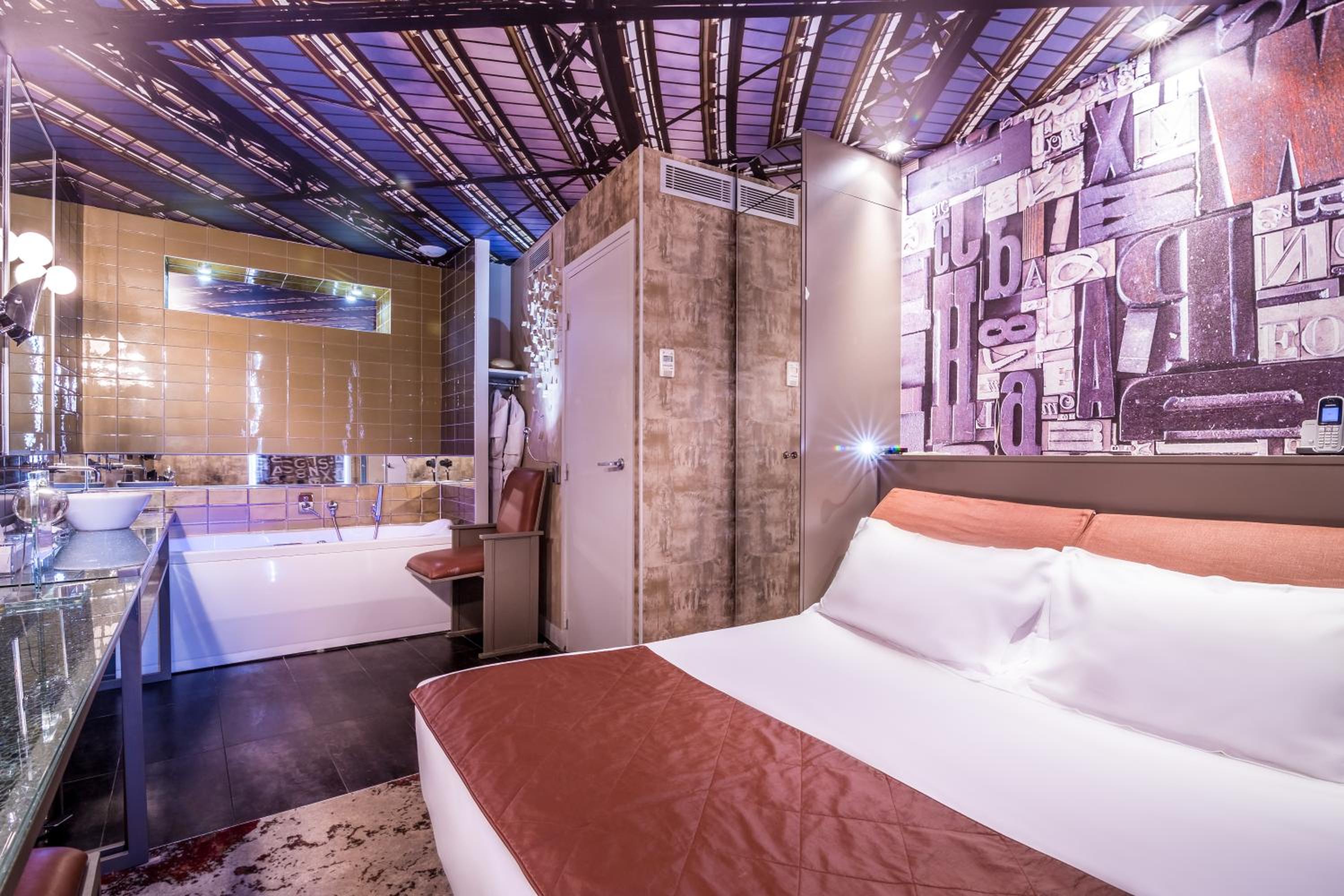 Balneo Double Room with Chromotherapy Bath photo 2
