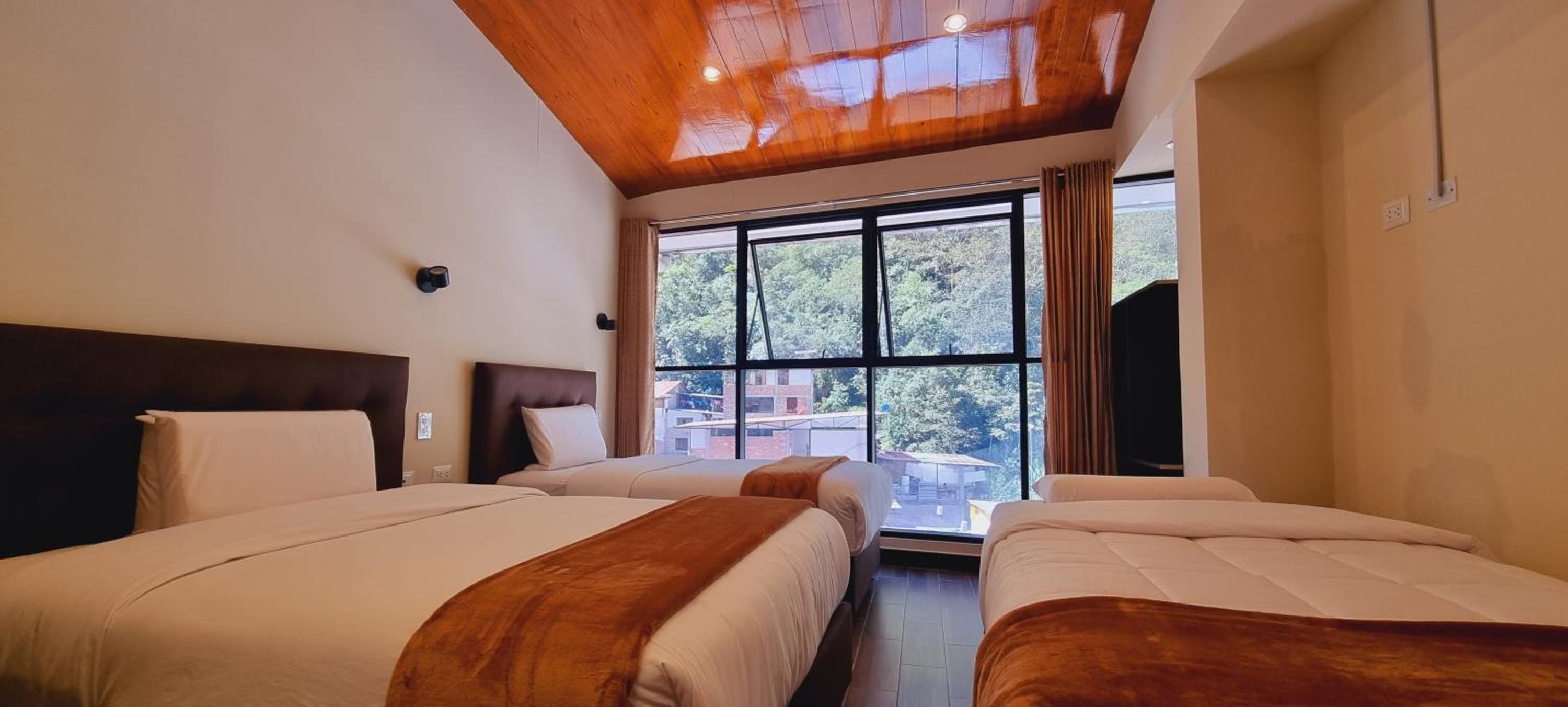 Standard Triple Room photo 2