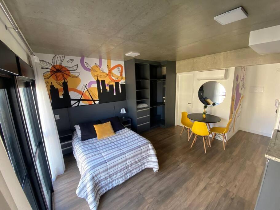 One-Bedroom Apartment - Photo 11