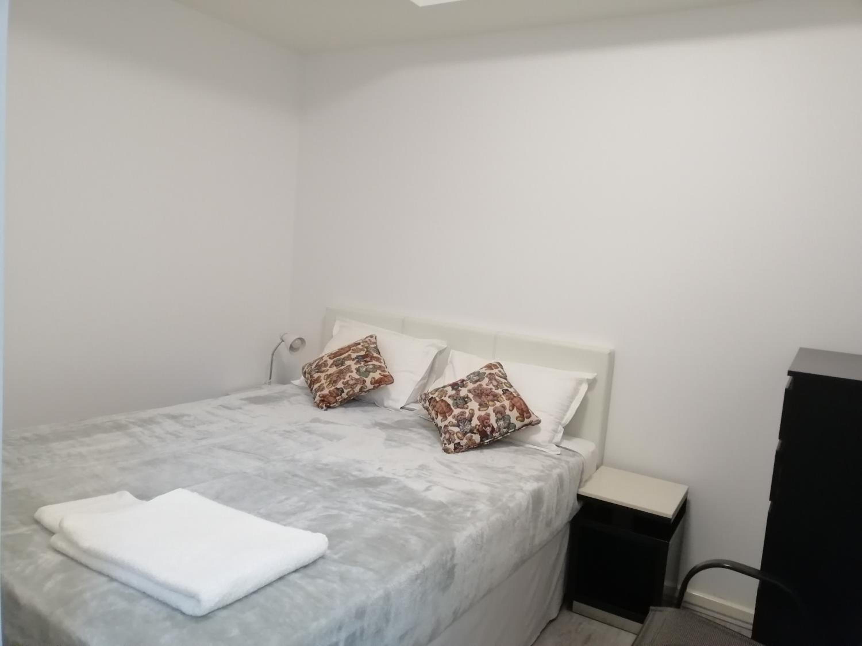 Apartment photo 1