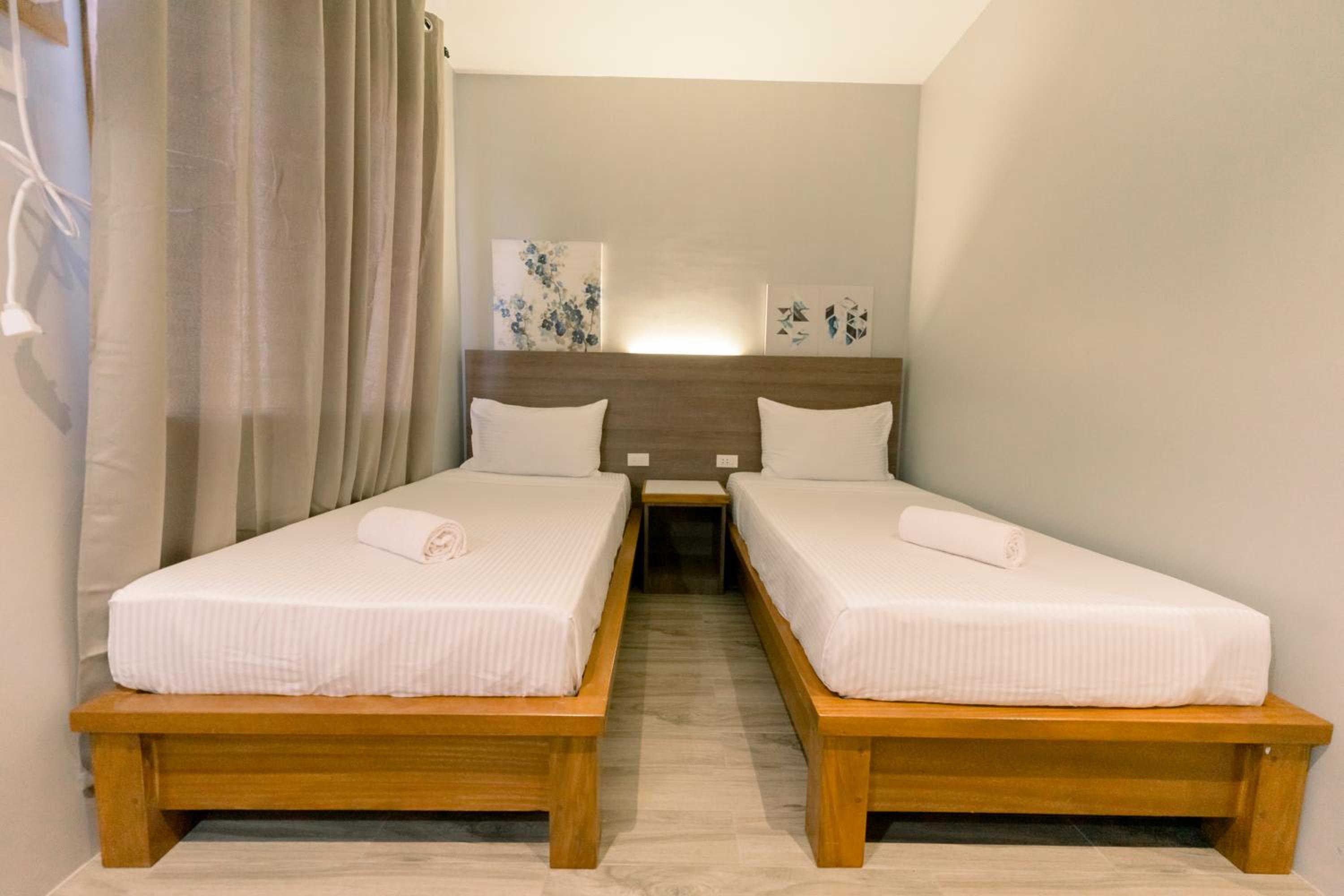Deluxe Twin Room - Photo 7