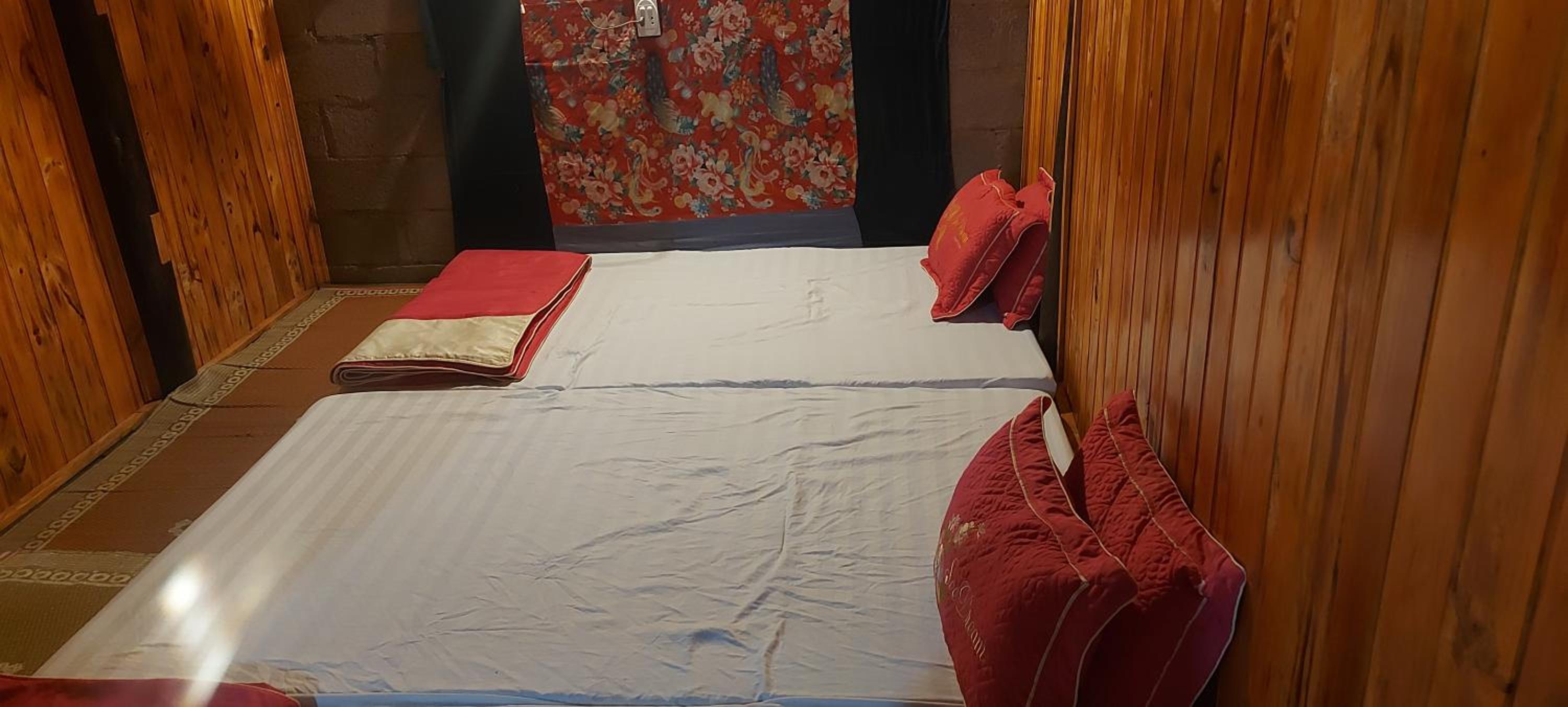 Bed In 10-Bed Mixed Dormitory Room photo 2