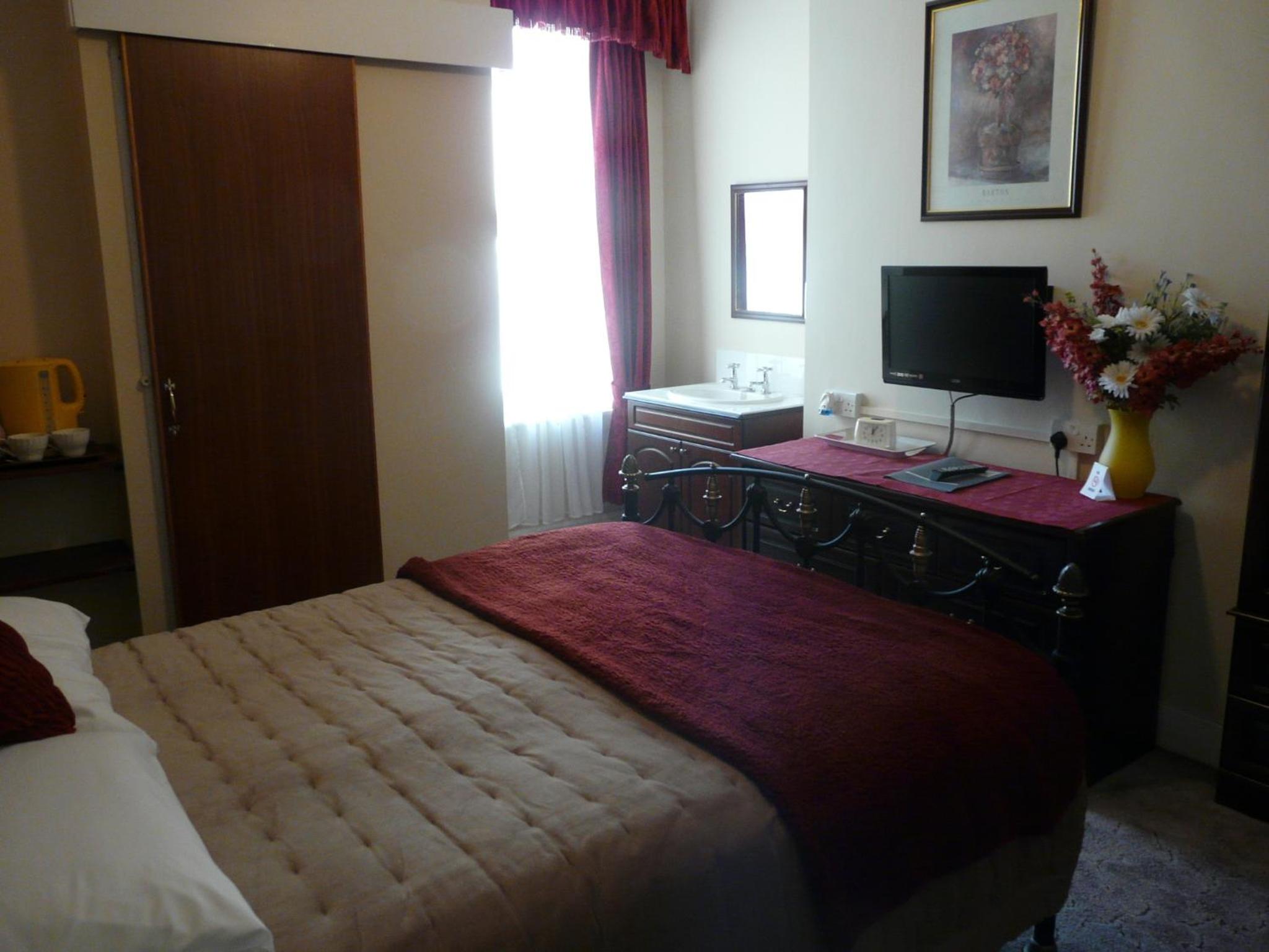 Double Room with Private Bathroom