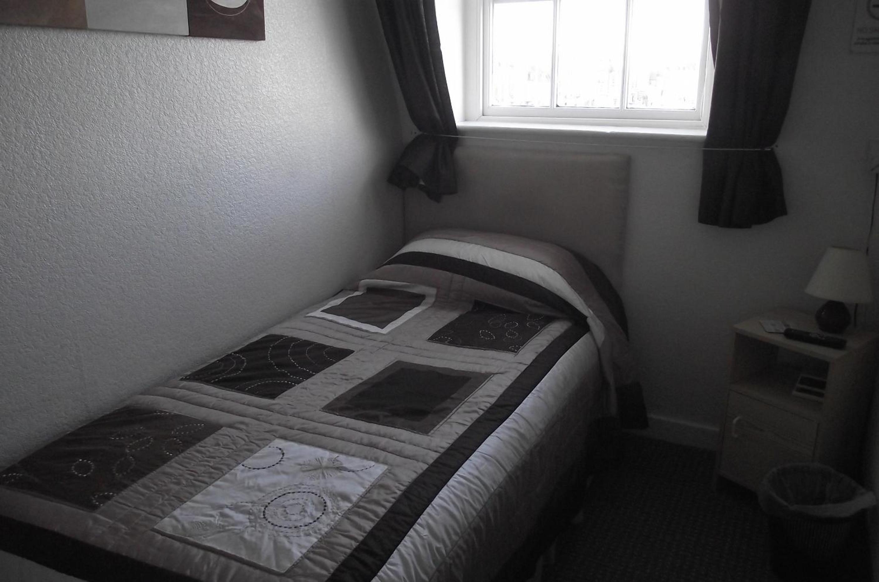 Single Room with Private Bathroom