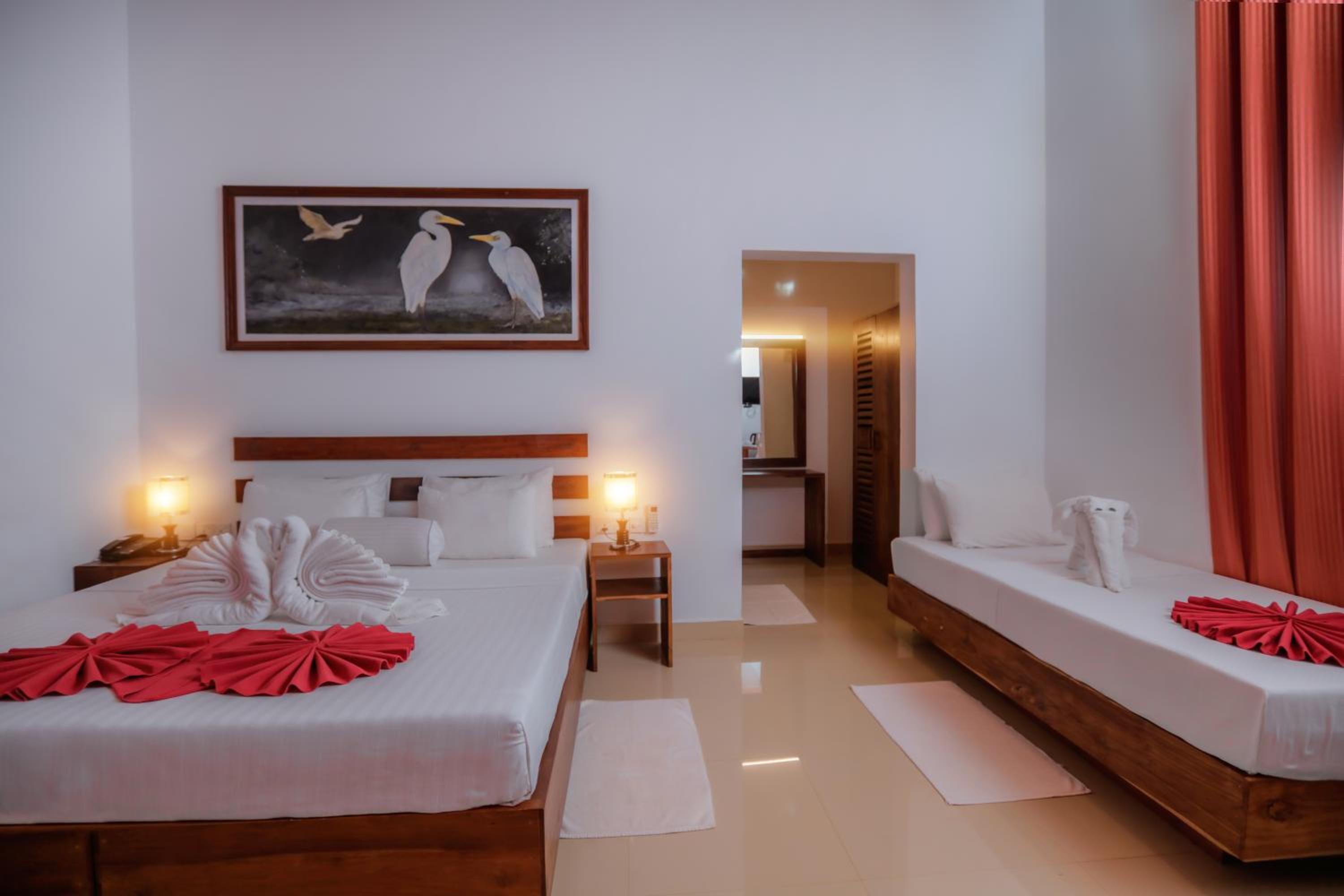 Deluxe Triple Room photo 3