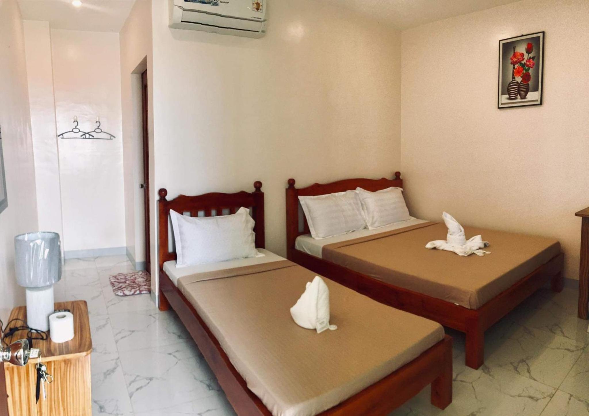 Deluxe Twin Room photo 2
