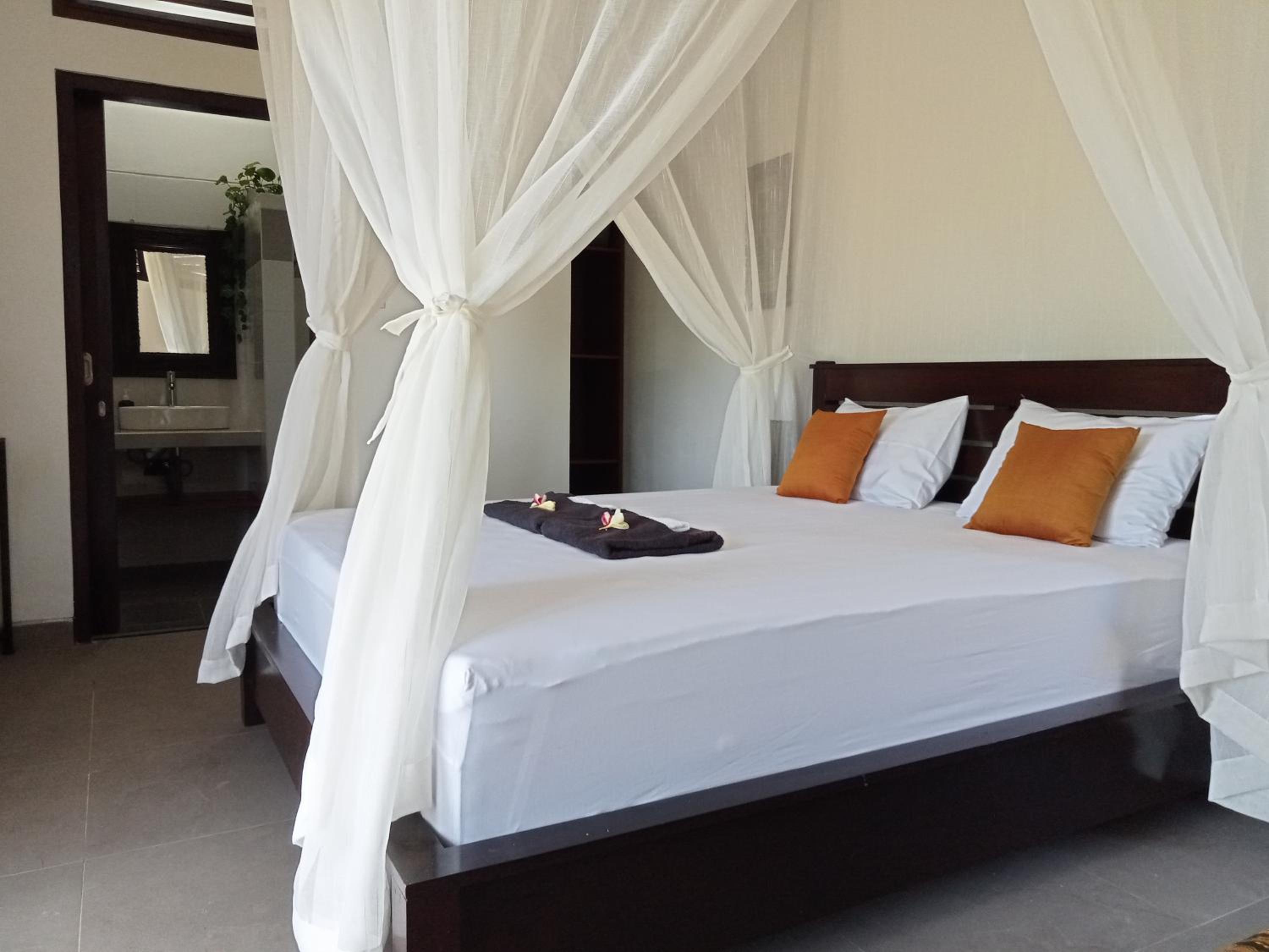Triple Room - Photo 12