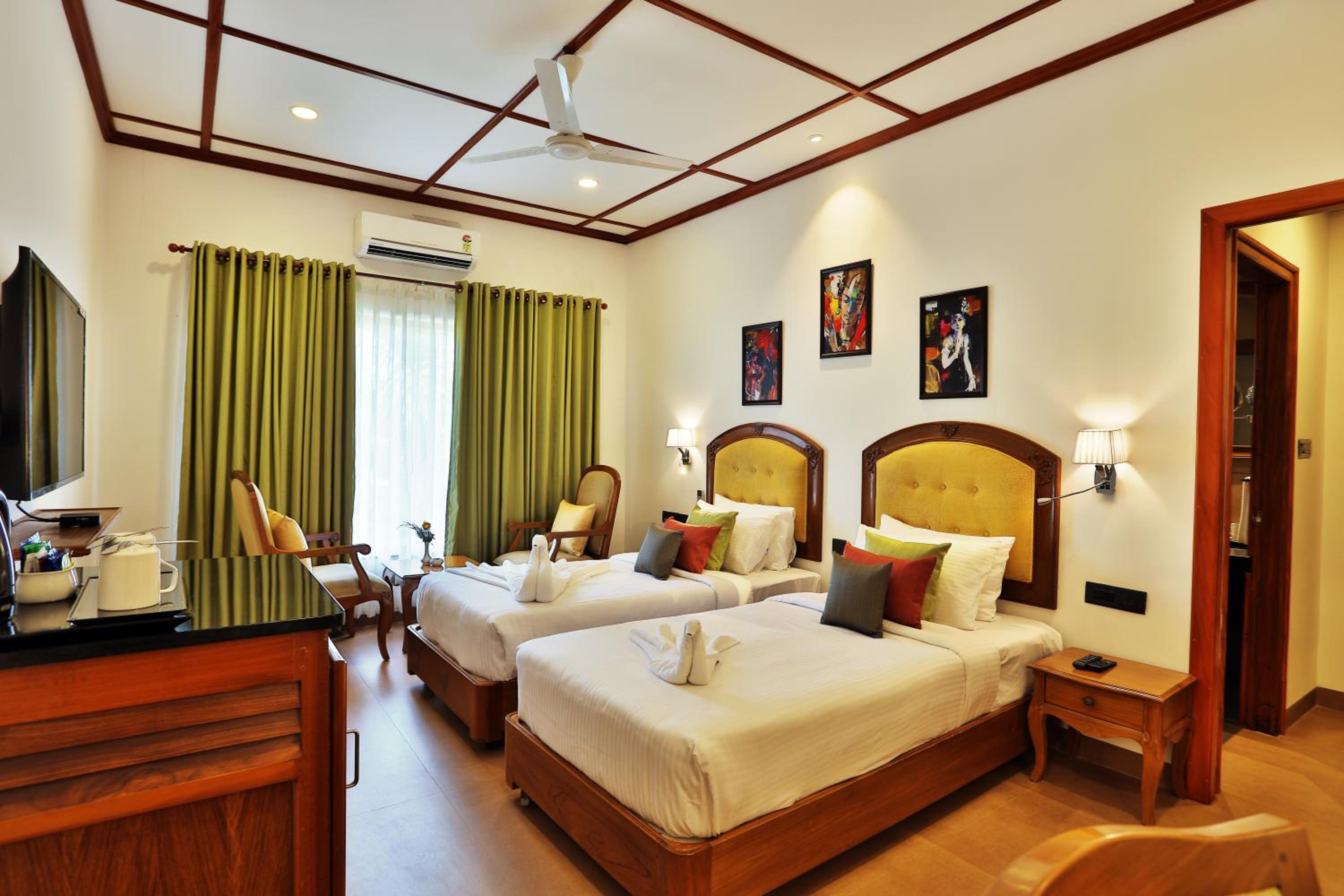 Deluxe Room Tower Wing