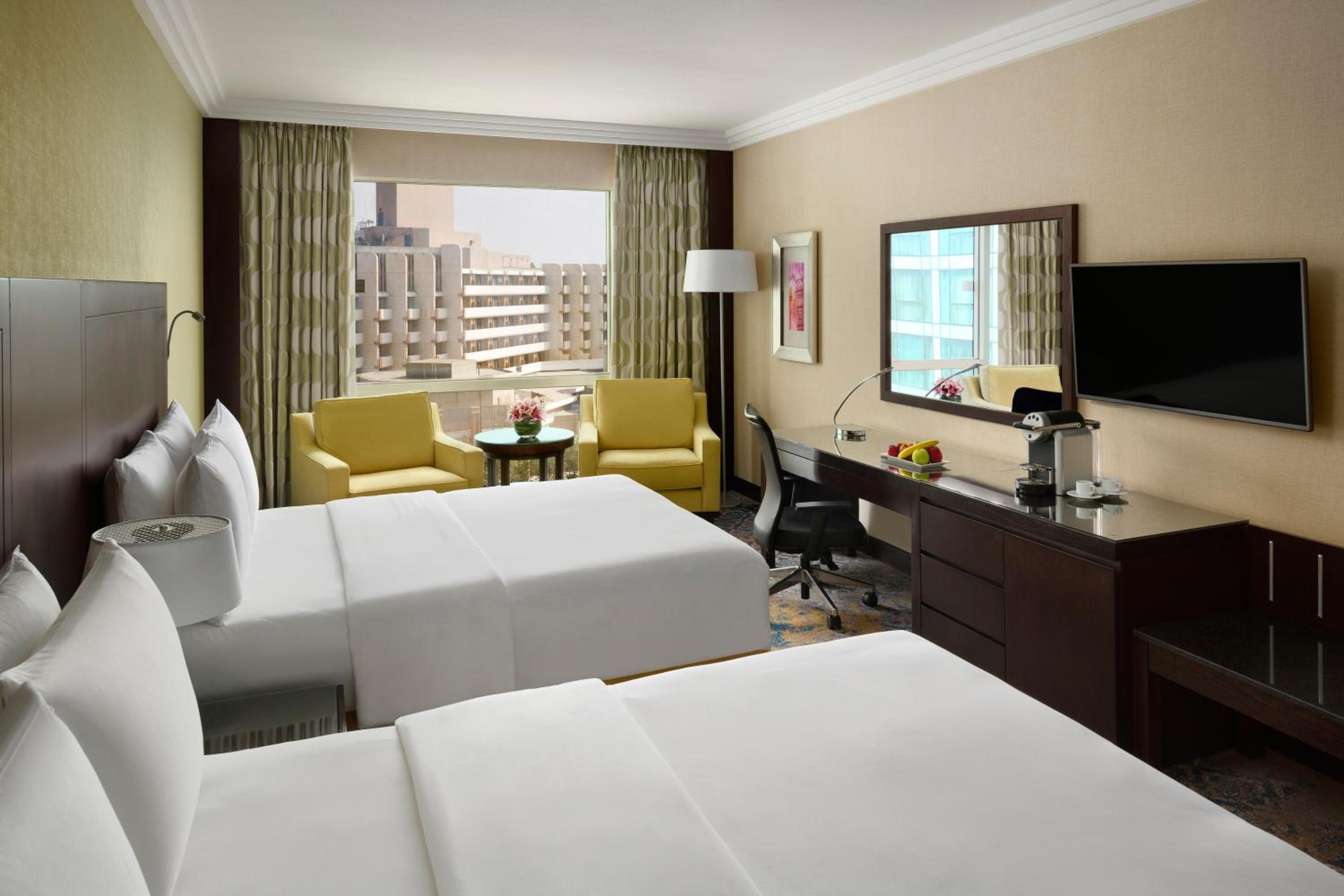 Twin Room - Non-Smoking photo 3