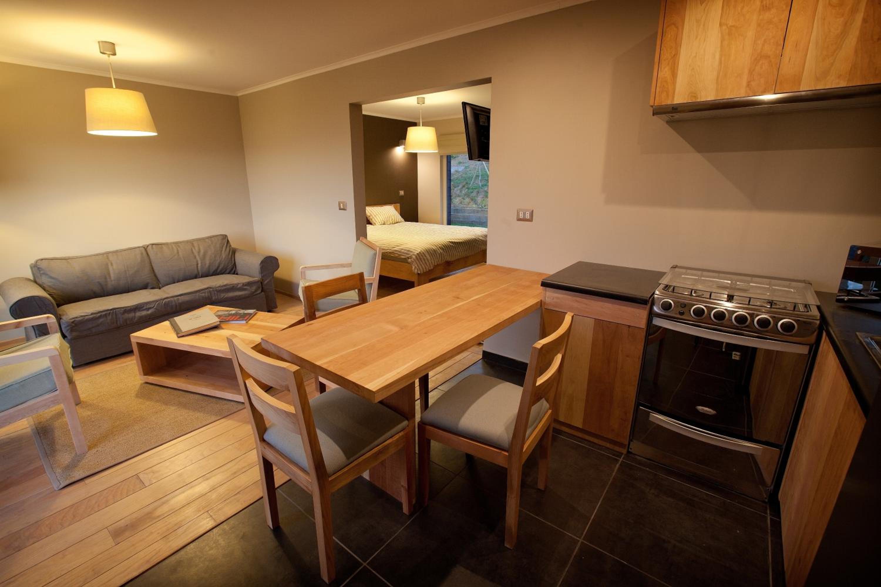 Deluxe Apartment photo 2