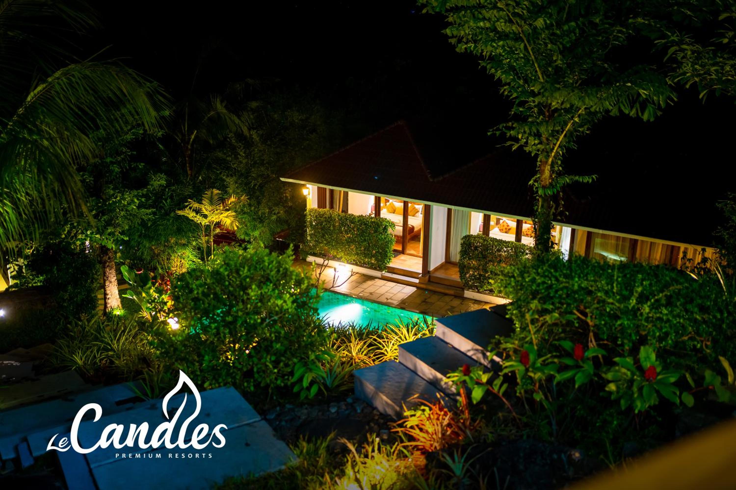 Double or Twin Room with Pool View - Photo 3