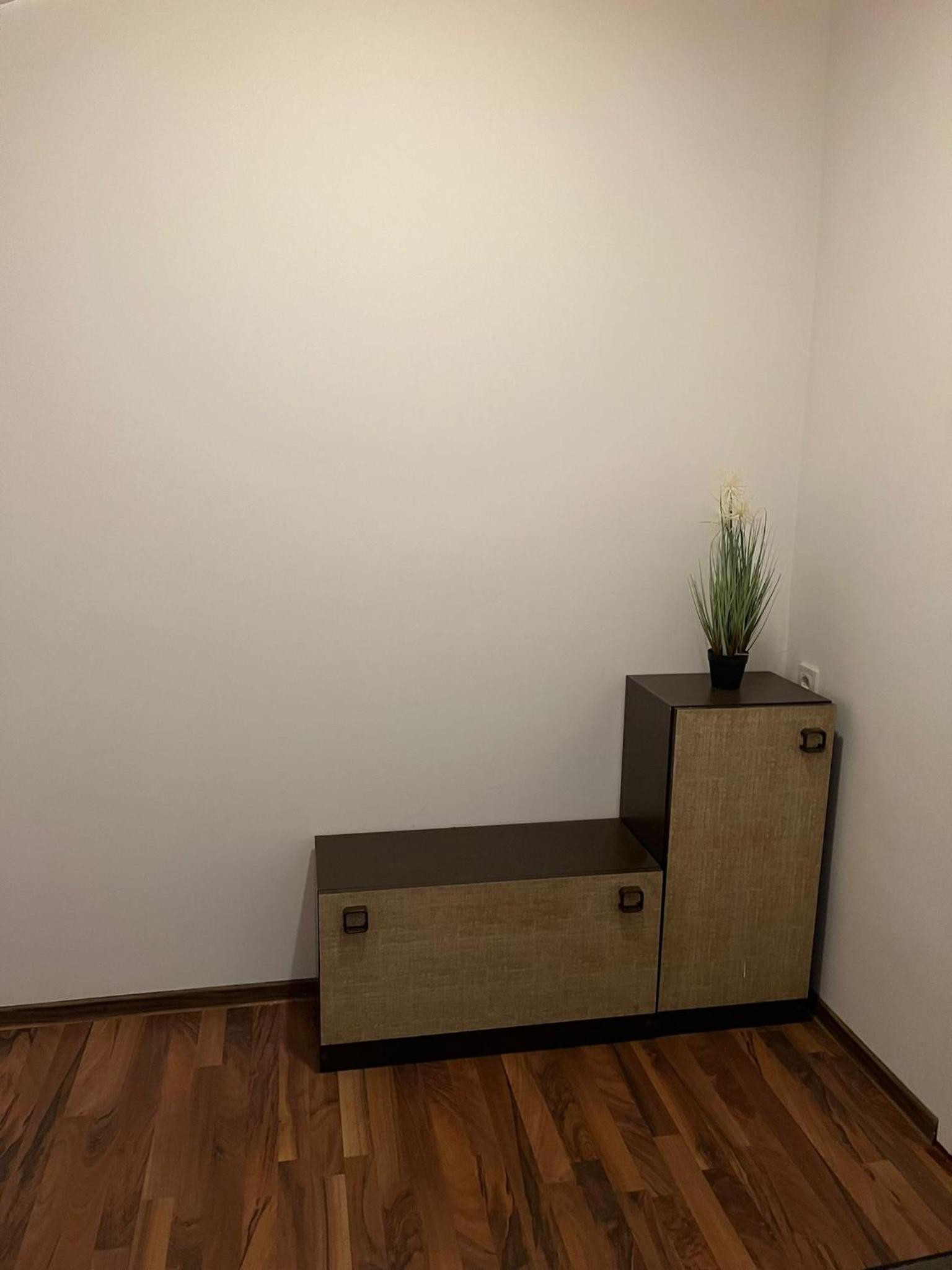 Three-Bedroom Apartment - Photo 5