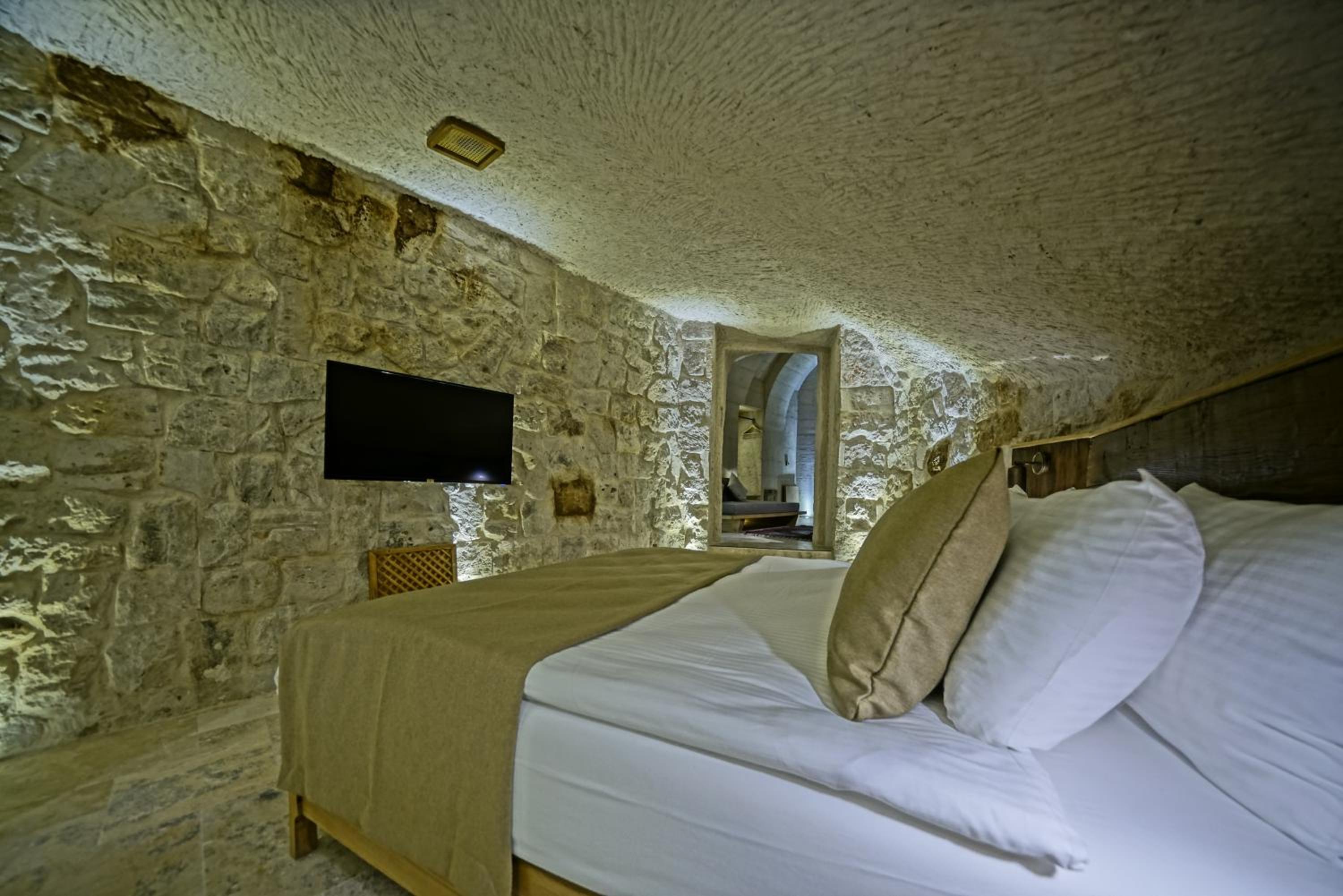 Budget Triple Room - Photo 5